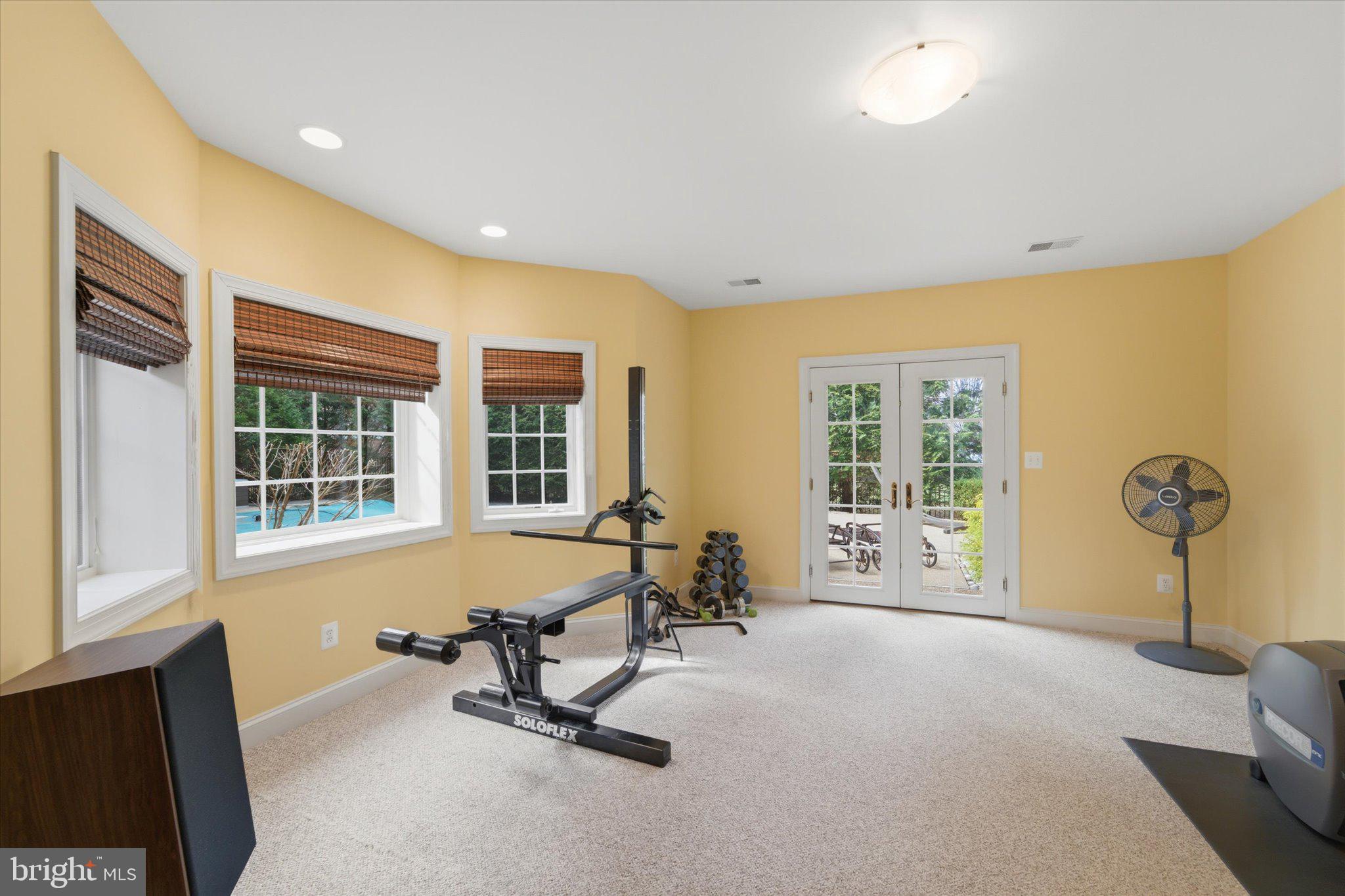 LAKE MANASSAS - Residential