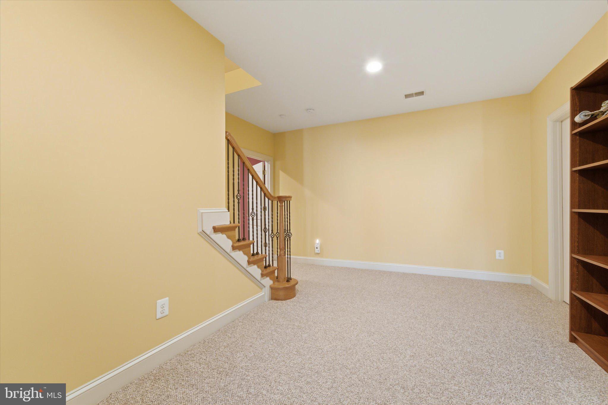 LAKE MANASSAS - Residential