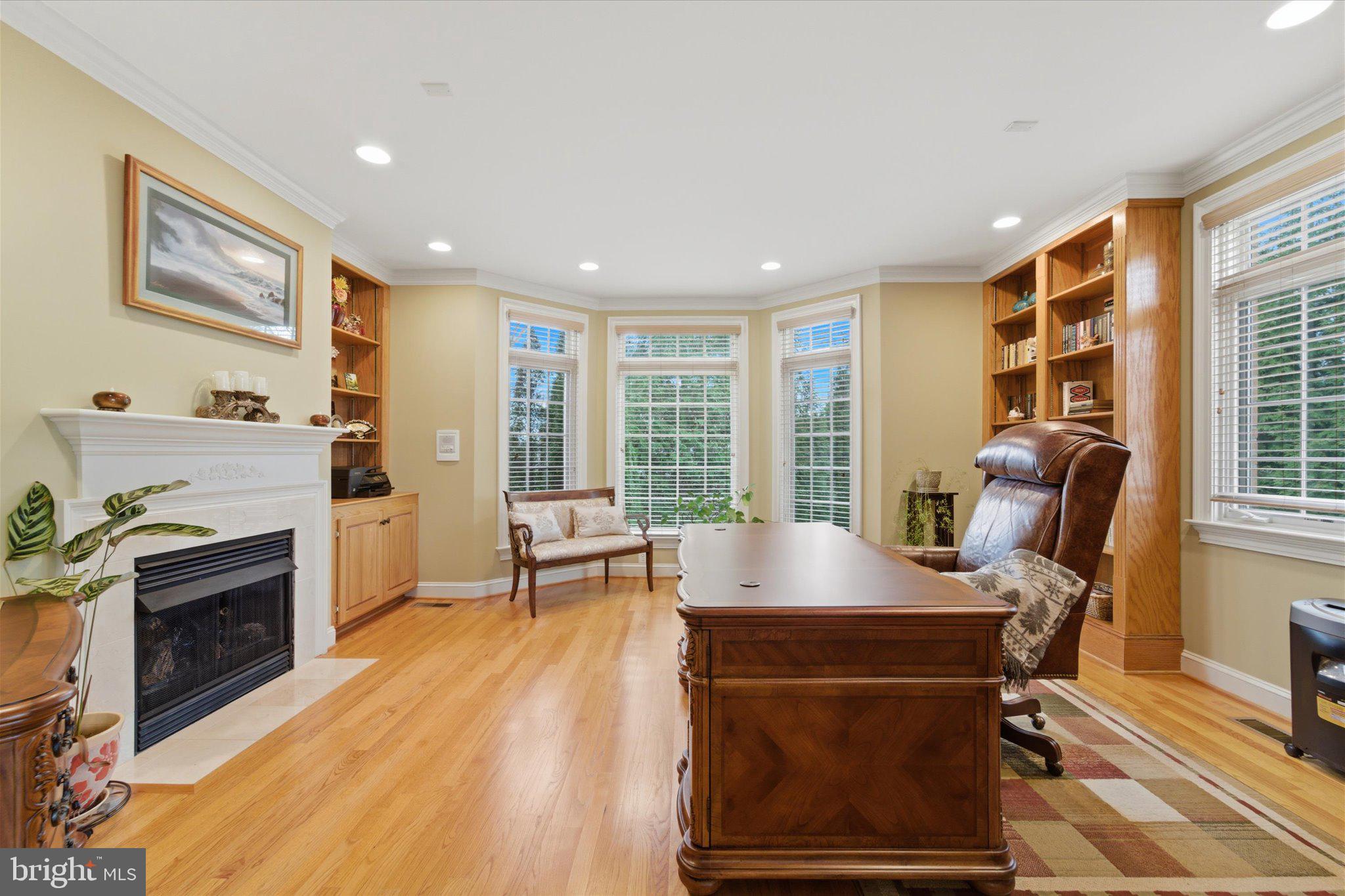 LAKE MANASSAS - Residential