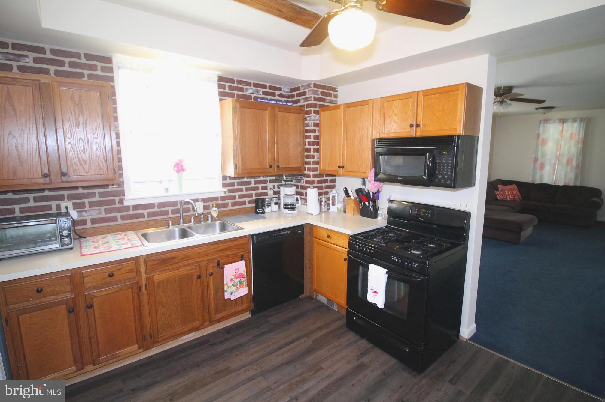 WHITTEMORE PARK - Residential