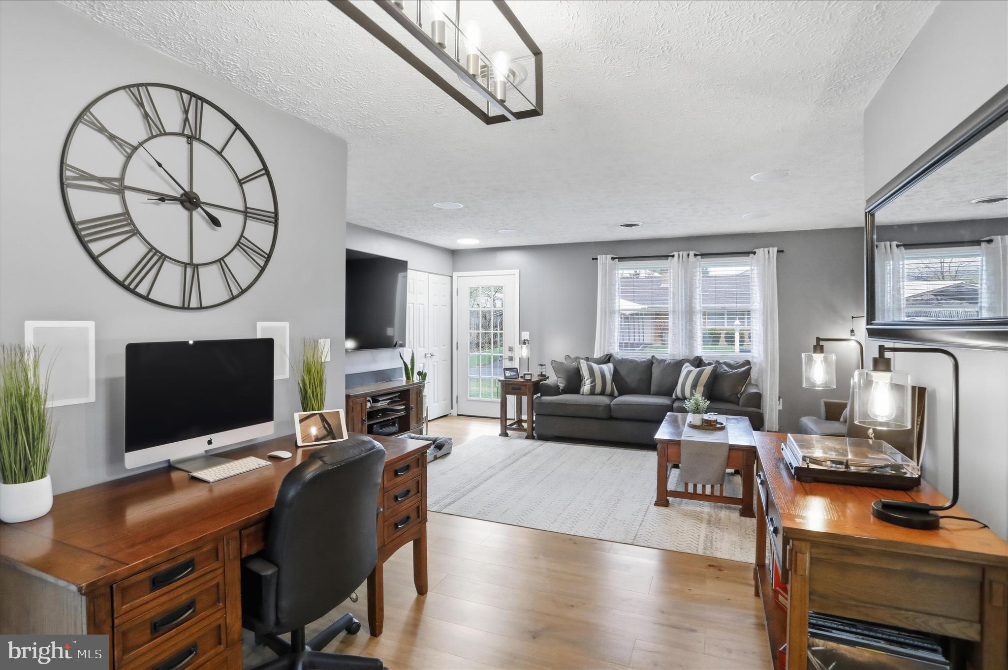 QUAIL VALLEY ESTATES - Residential