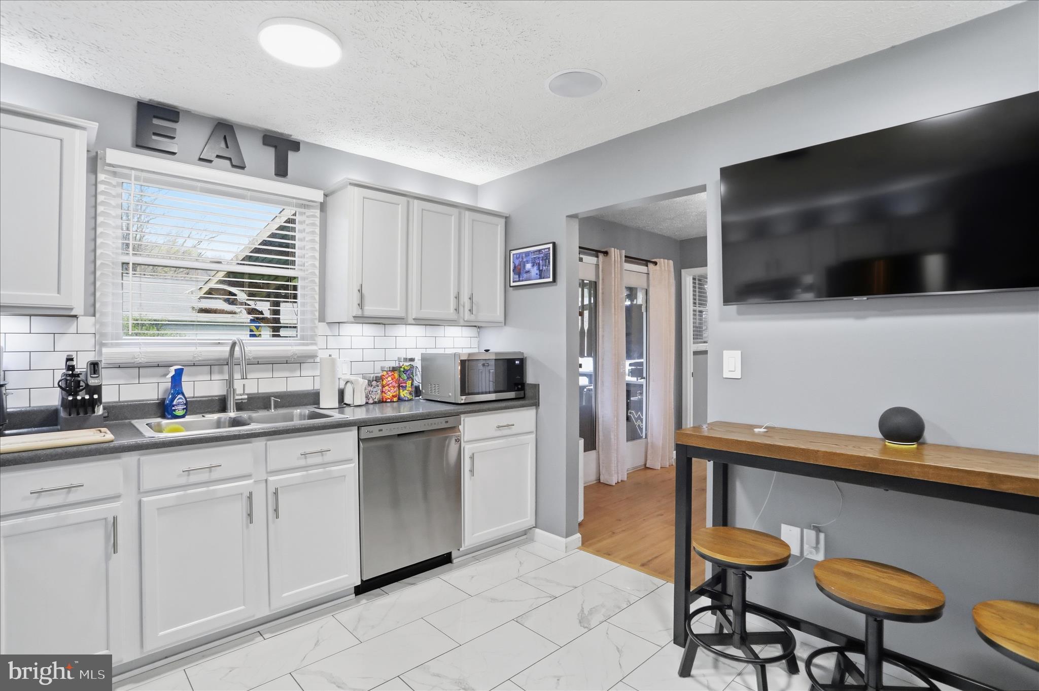 QUAIL VALLEY ESTATES - Residential