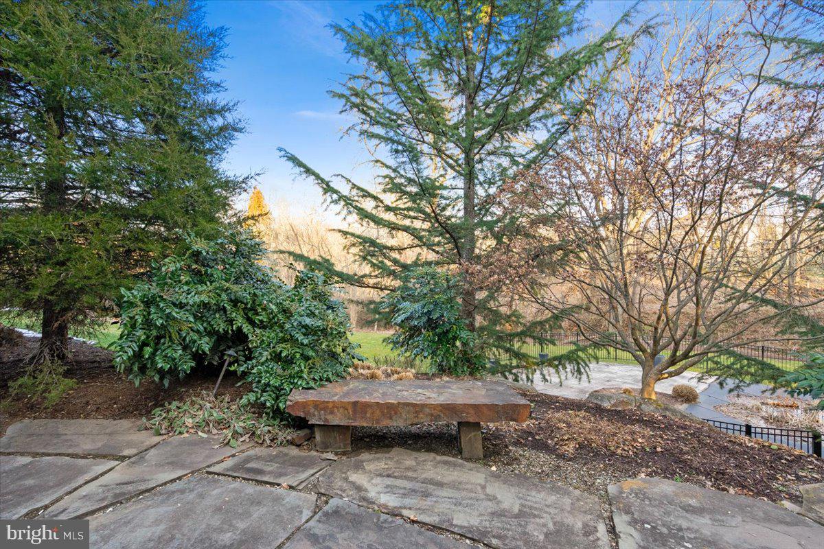 SADDLE RIDGE - Residential