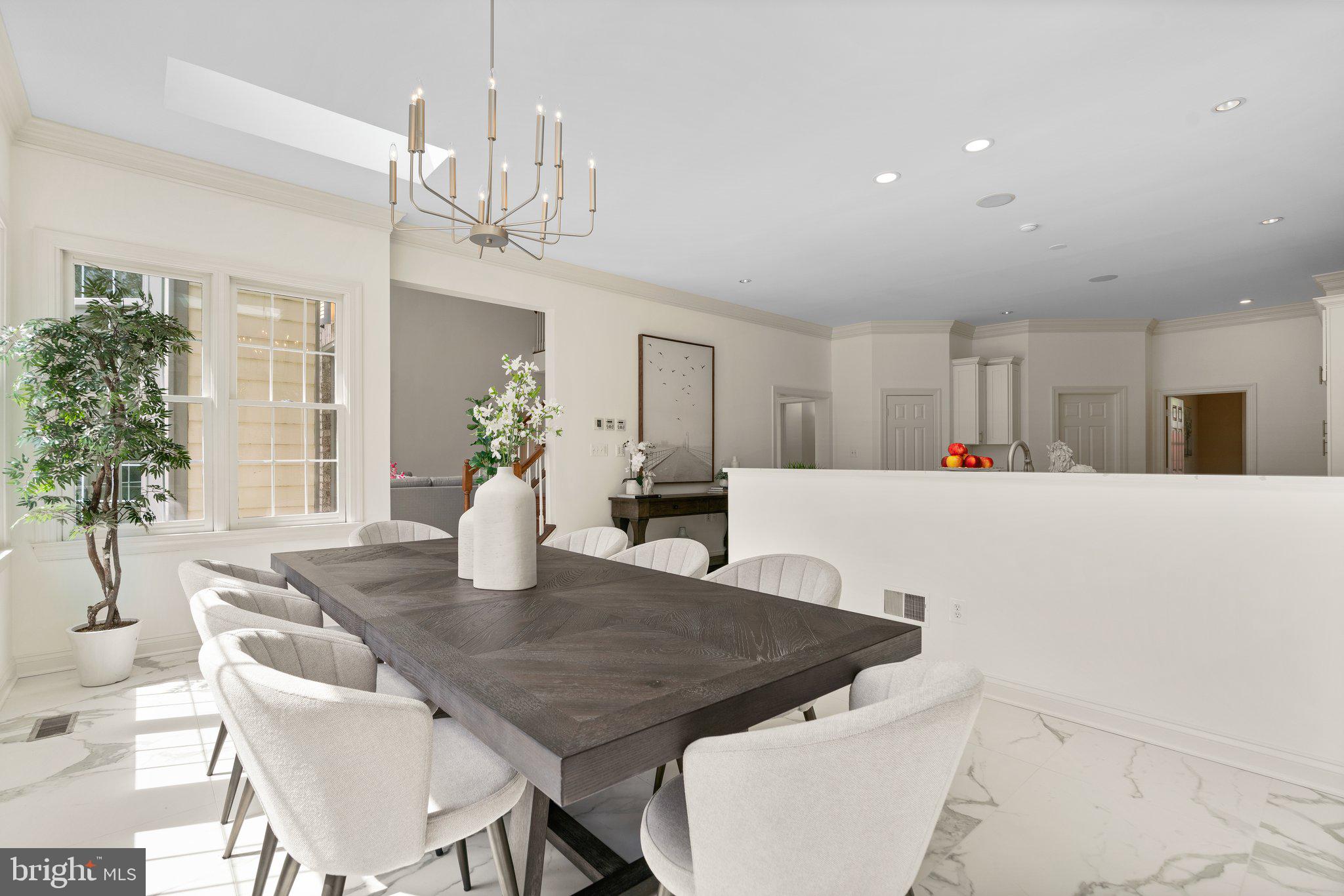 SADDLE RIDGE - Residential