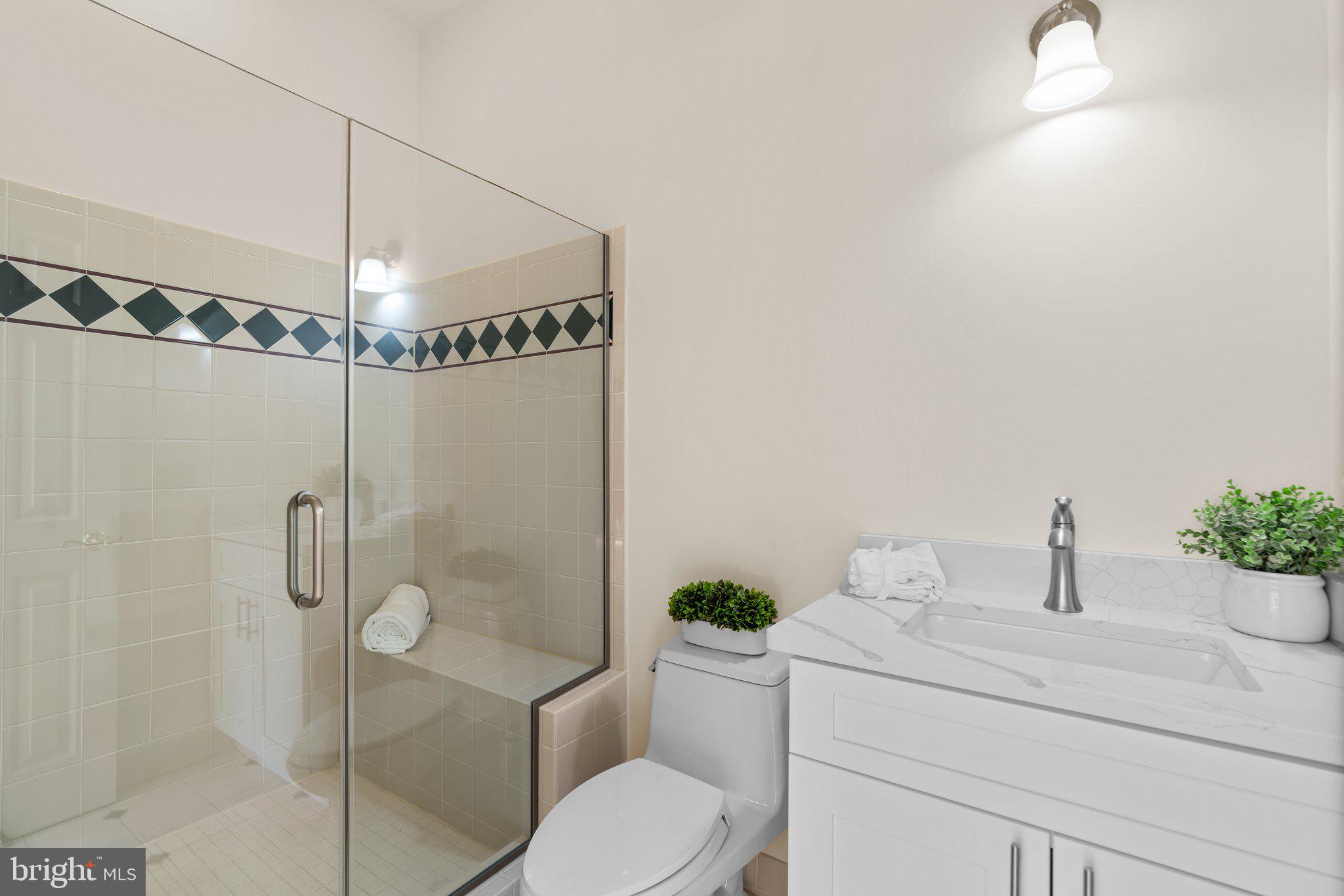 SADDLE RIDGE - Residential