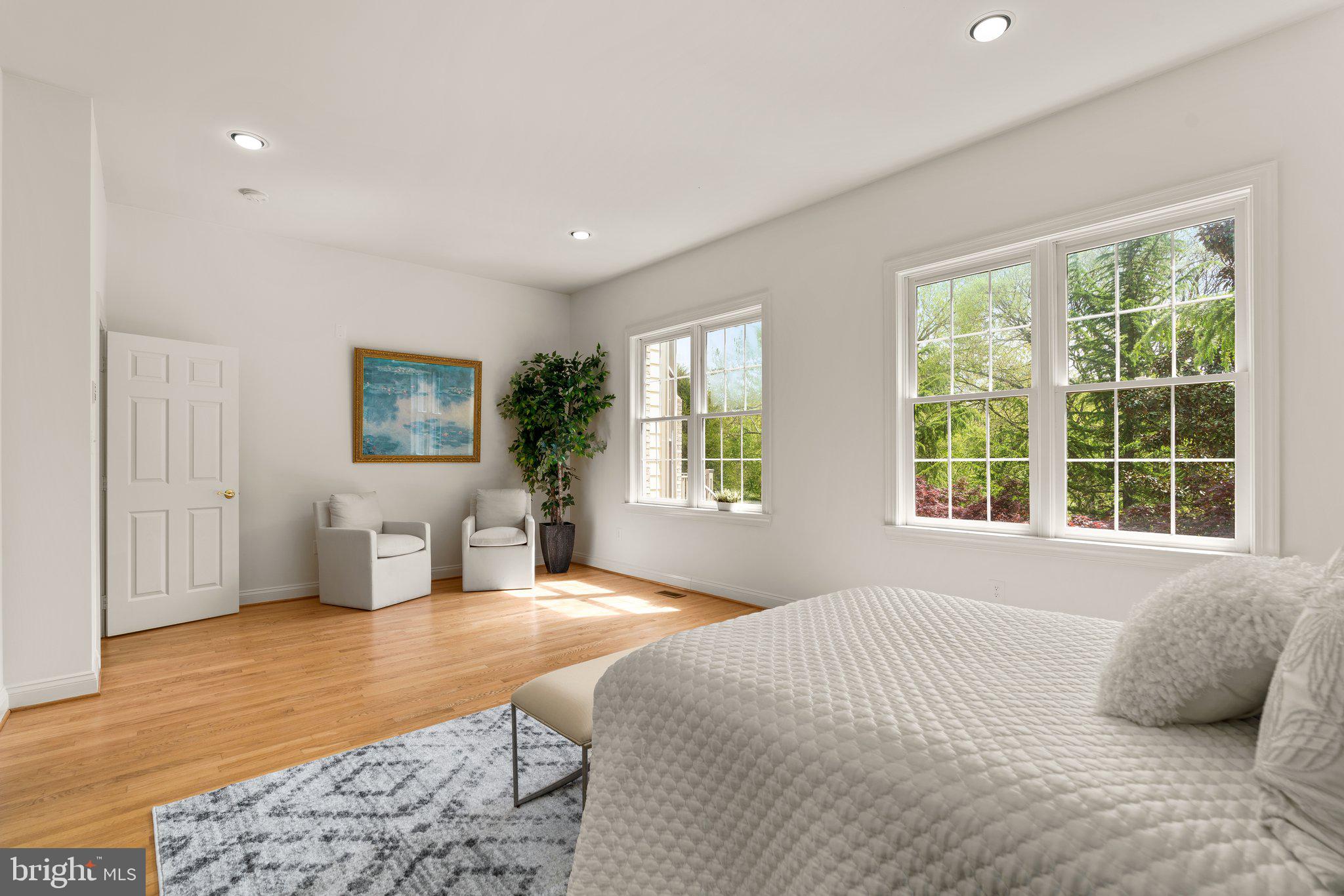 SADDLE RIDGE - Residential