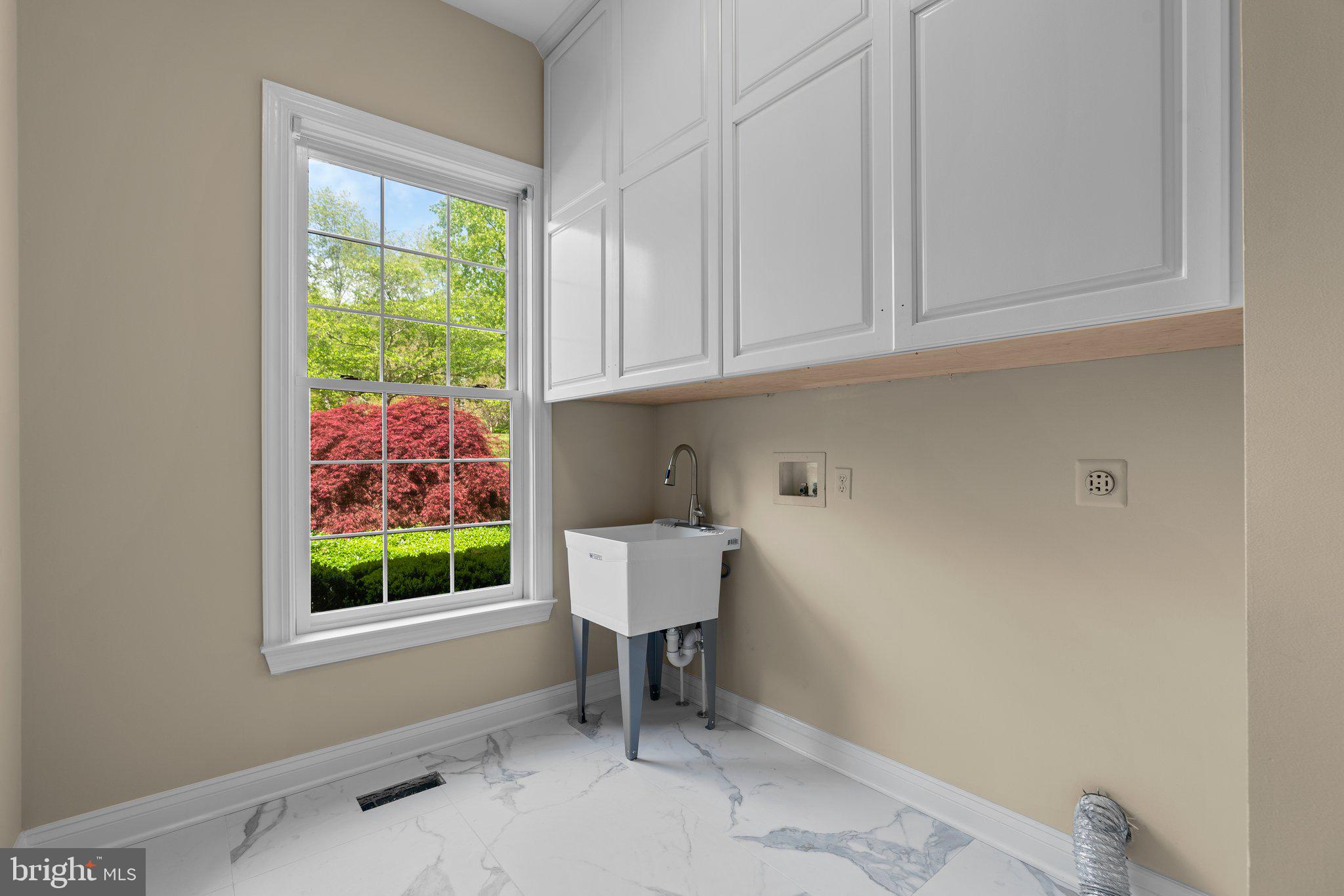 SADDLE RIDGE - Residential