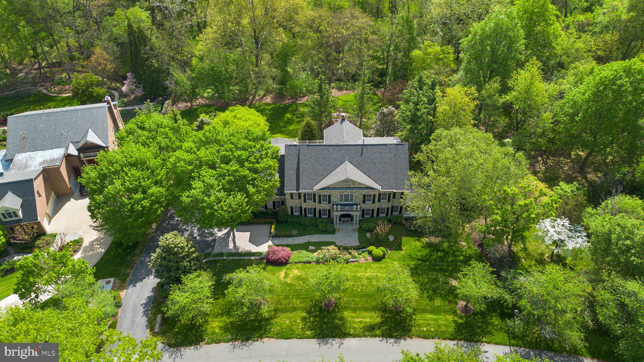 SADDLE RIDGE - Residential