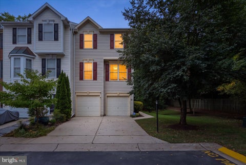 Townhouse For Sale - 284 Braxton Way<br/> EDGEWATER, MD 21037