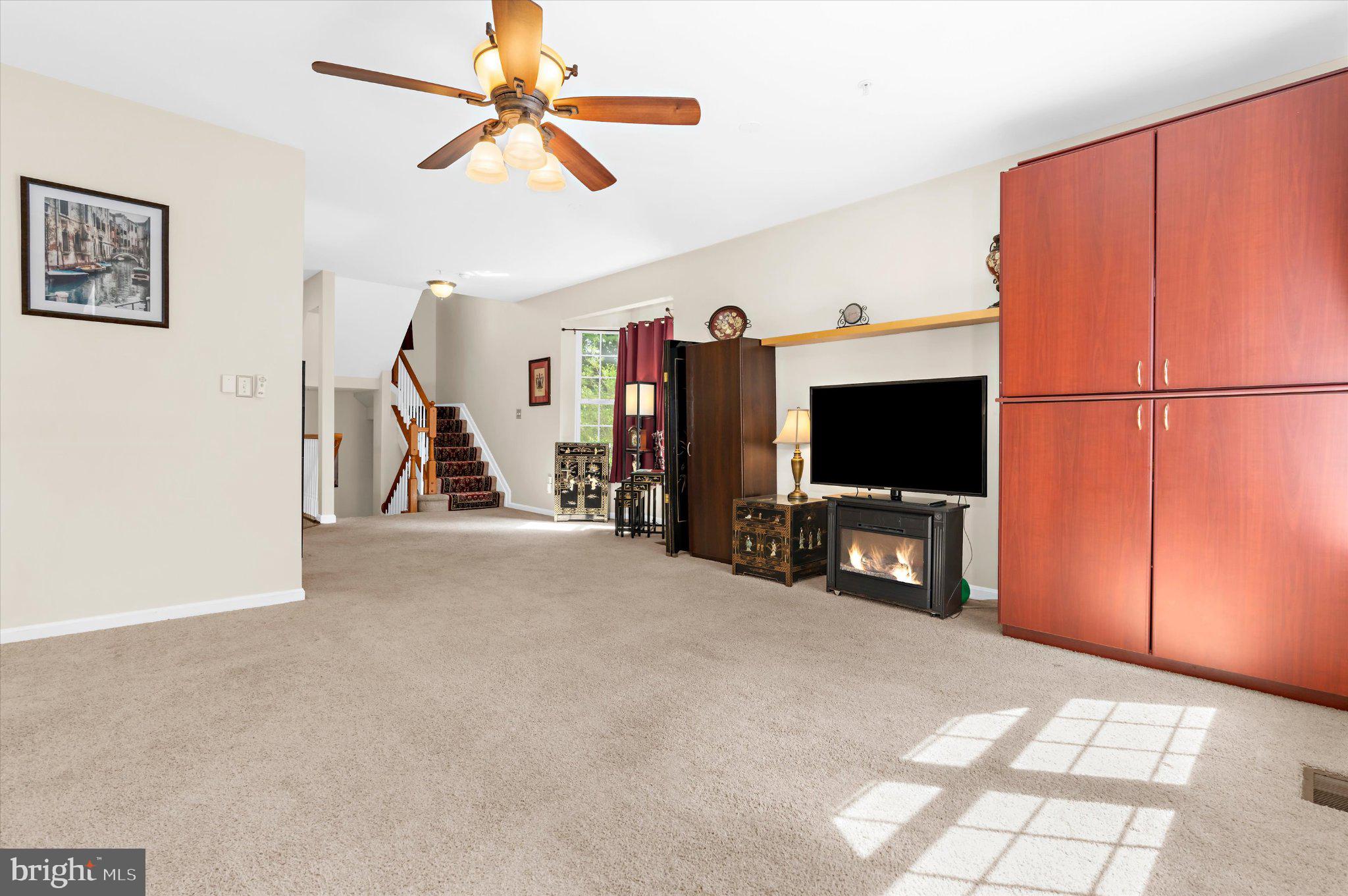 284 BRAXTON WAY