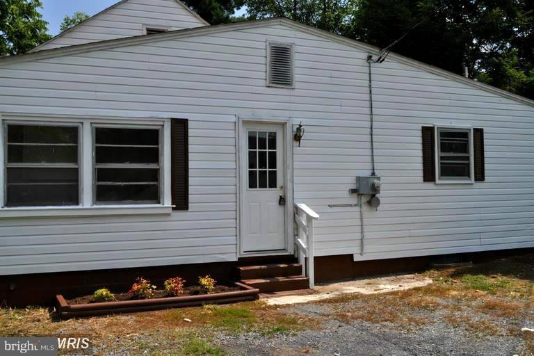 MAR WIN MANOR - Residential