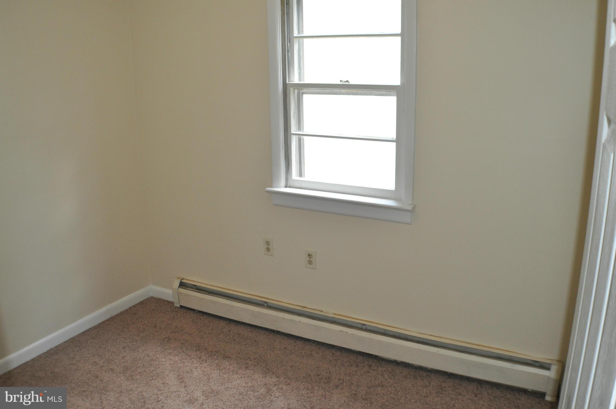 MAR WIN MANOR - Residential