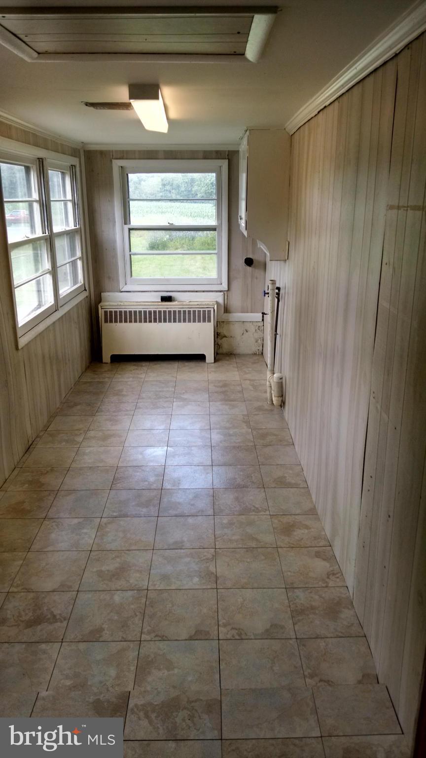 MAR WIN MANOR - Residential