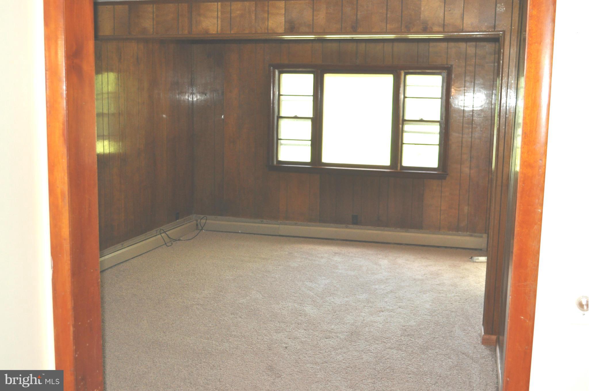 MAR WIN MANOR - Residential