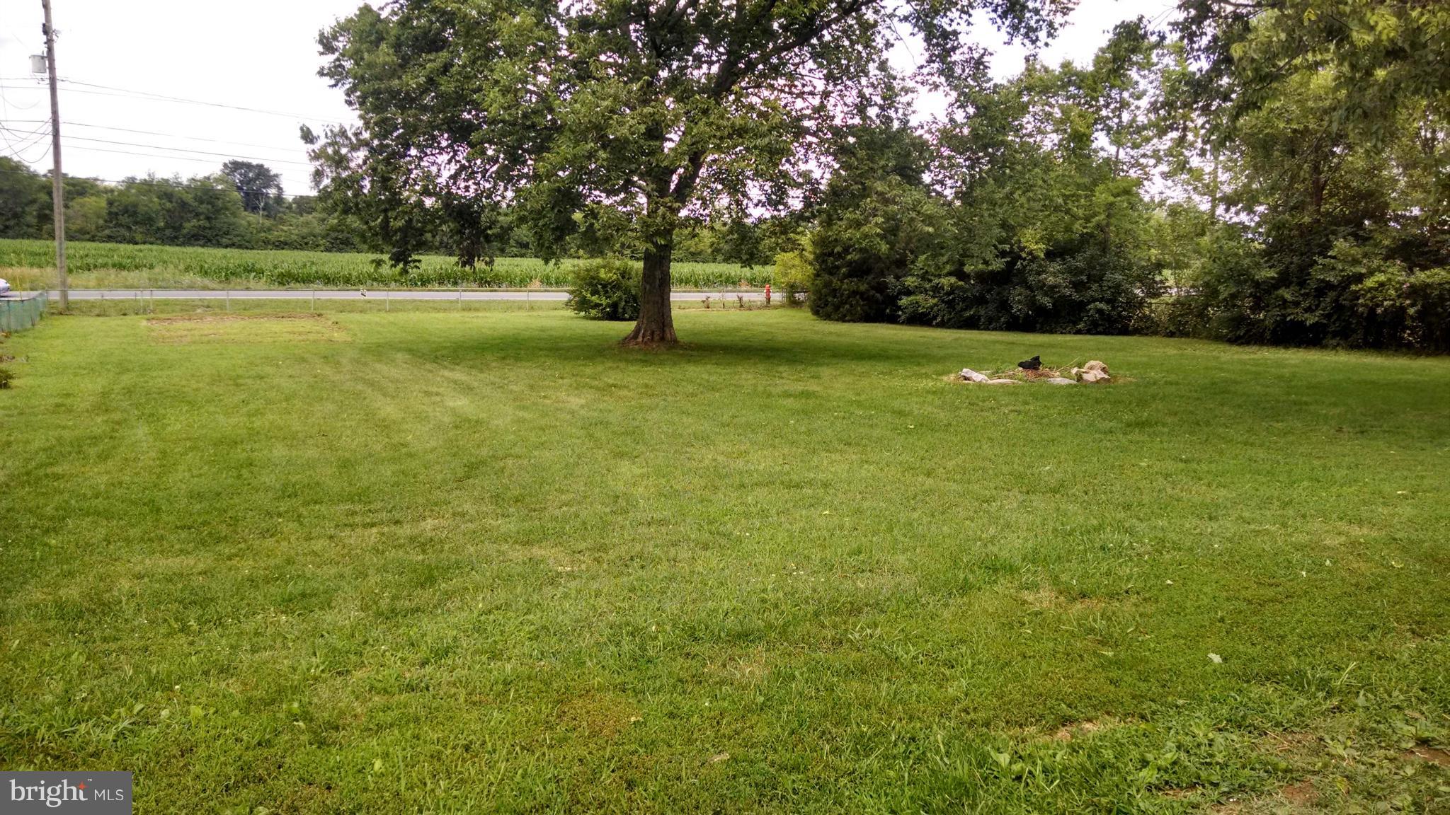 MAR WIN MANOR - Residential