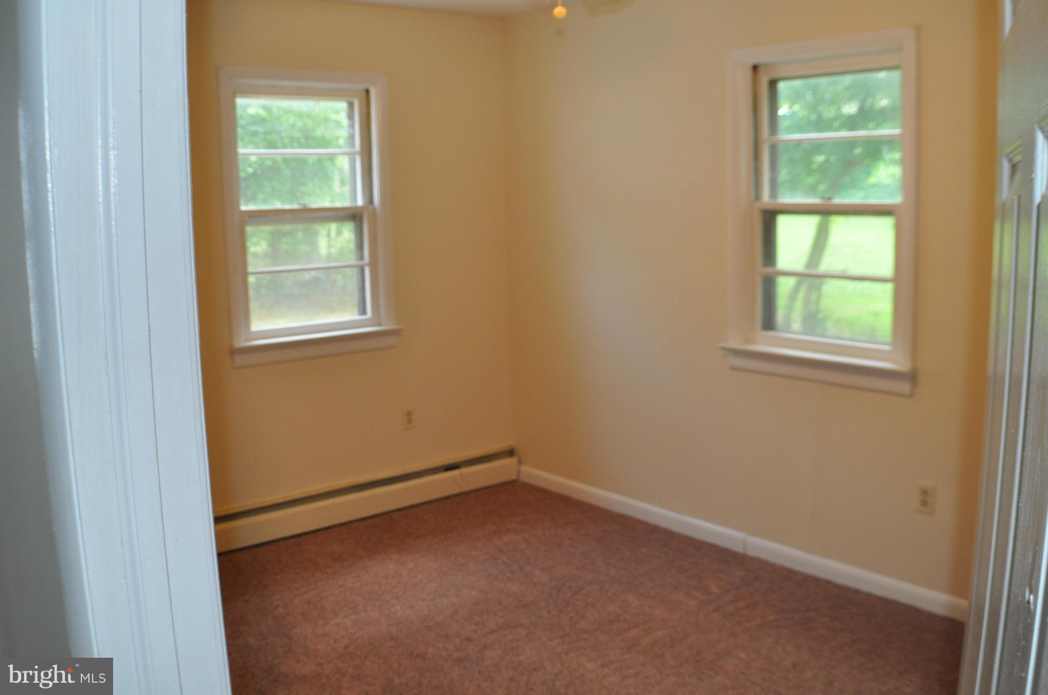 MAR WIN MANOR - Residential