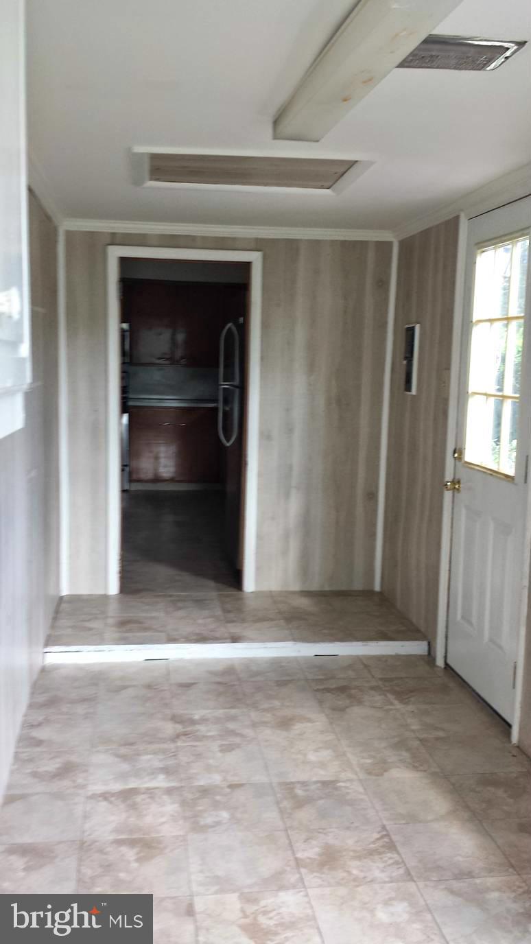 MAR WIN MANOR - Residential