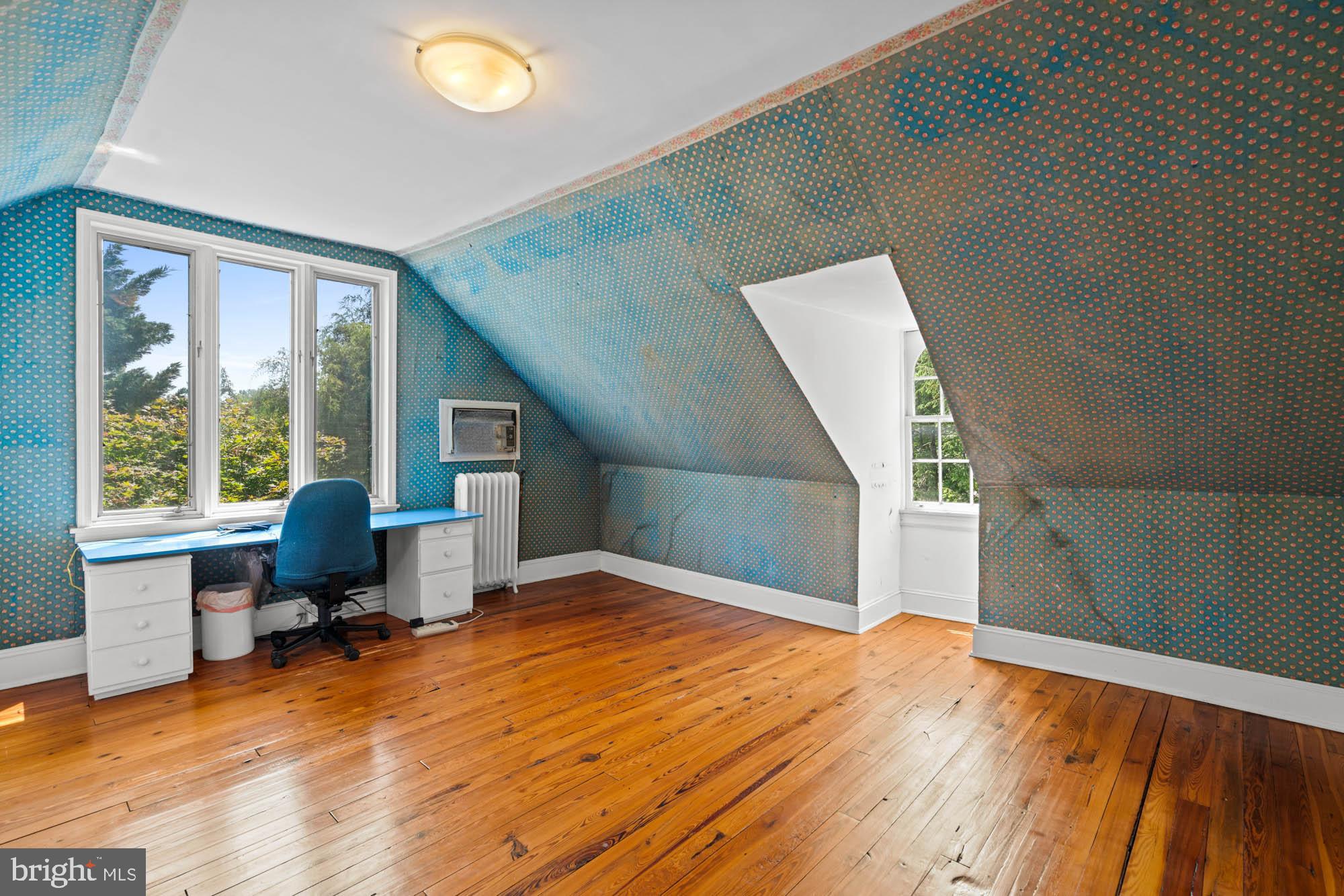 CHEVY CHASE - Residential