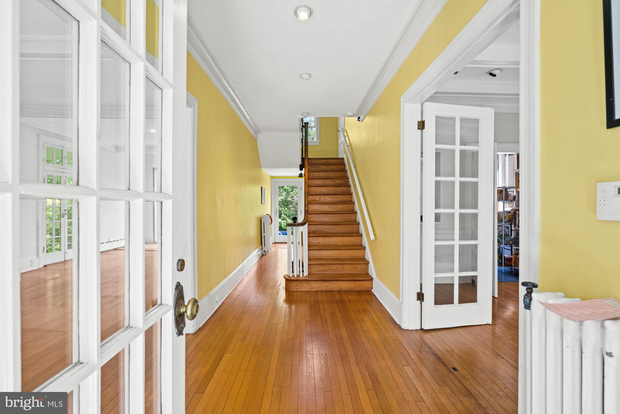 CHEVY CHASE - Residential