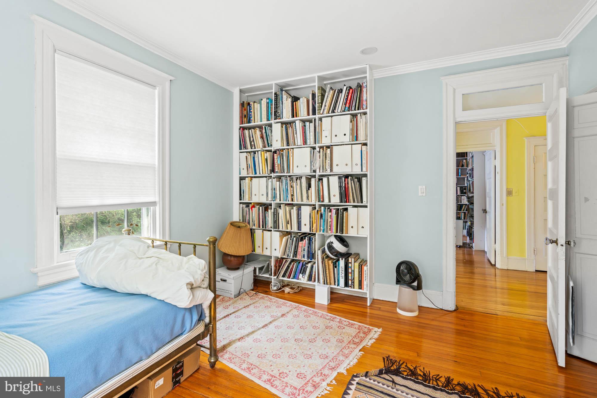 CHEVY CHASE - Residential