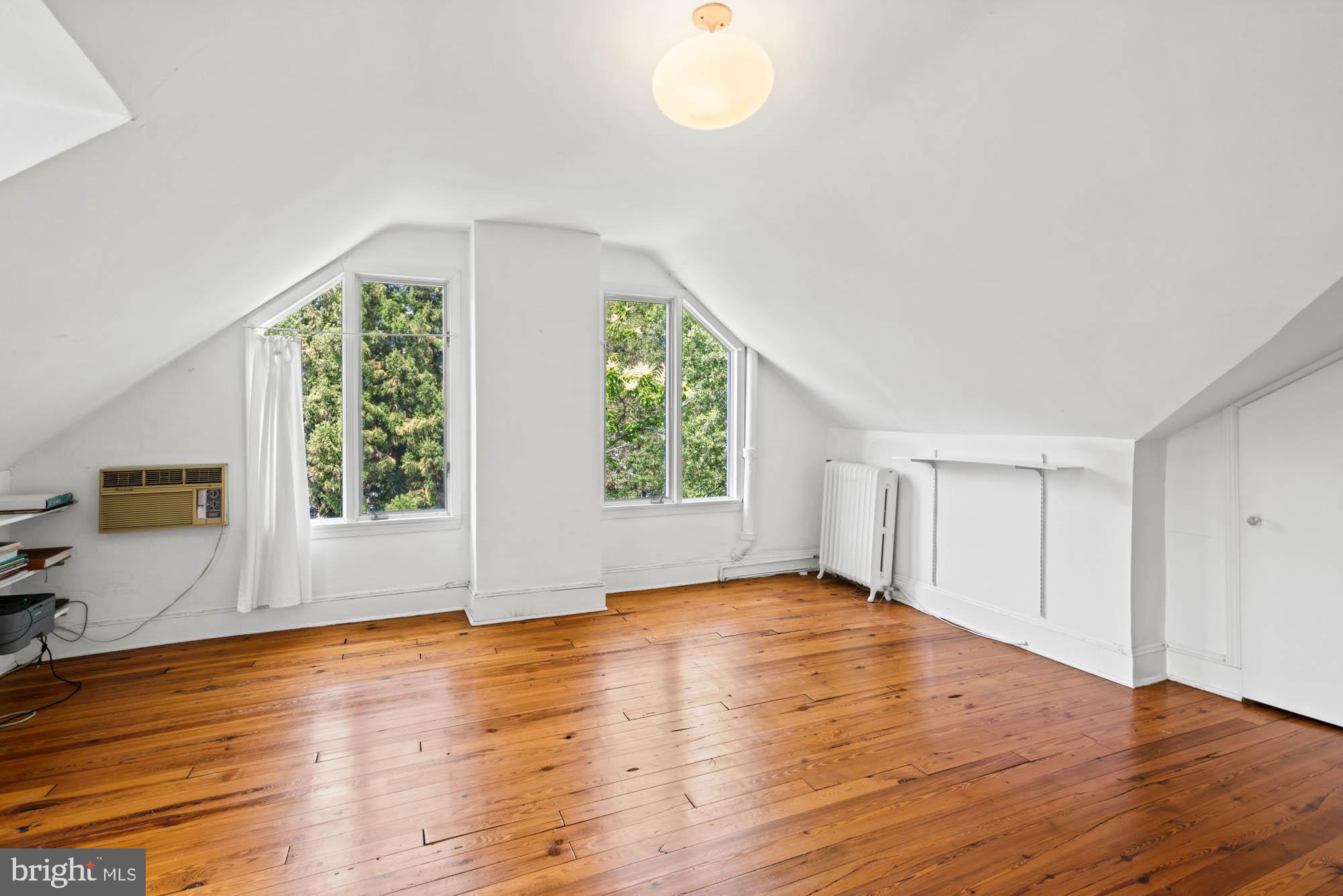 CHEVY CHASE - Residential