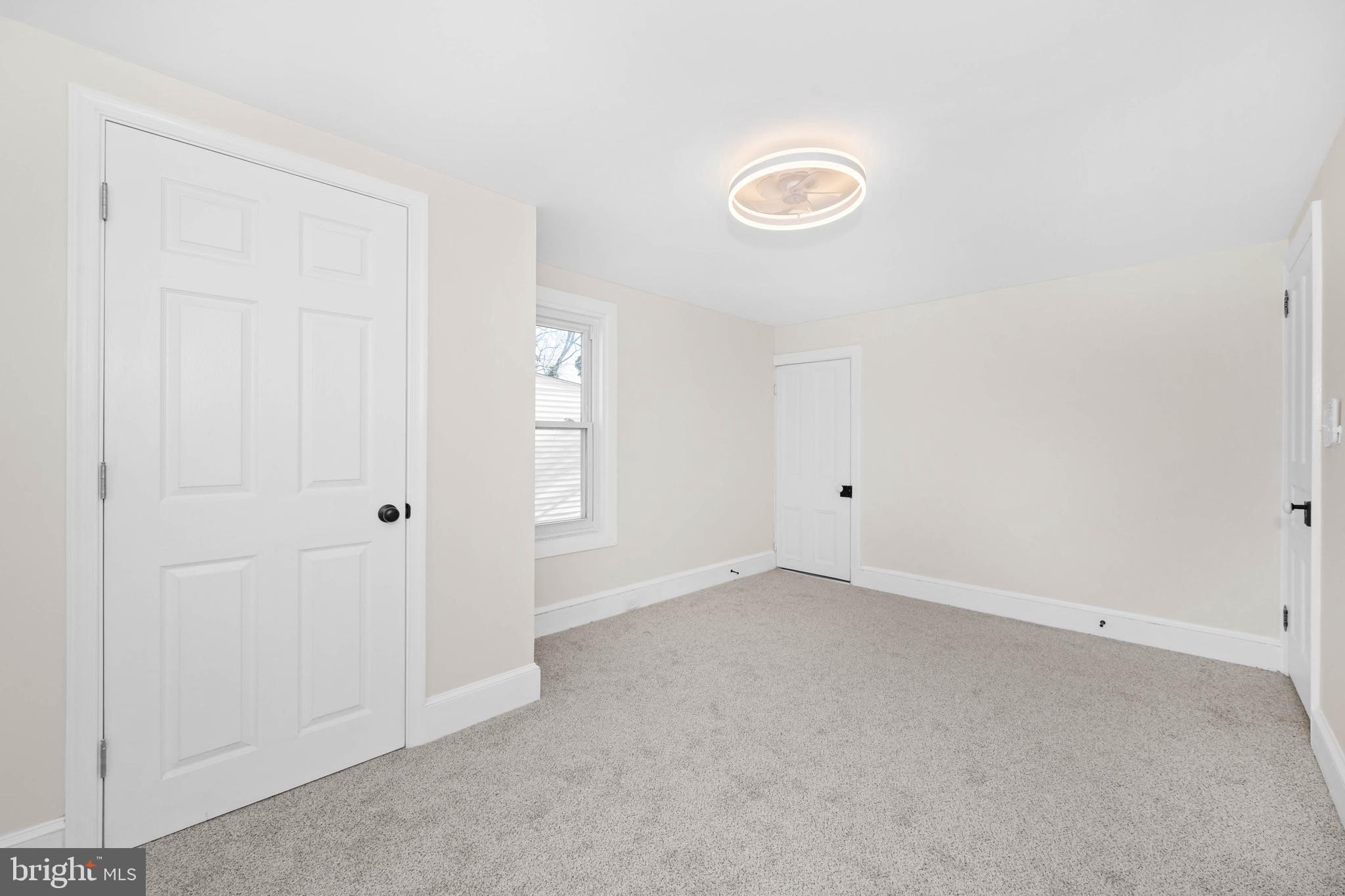 HOLLY OAK - Residential