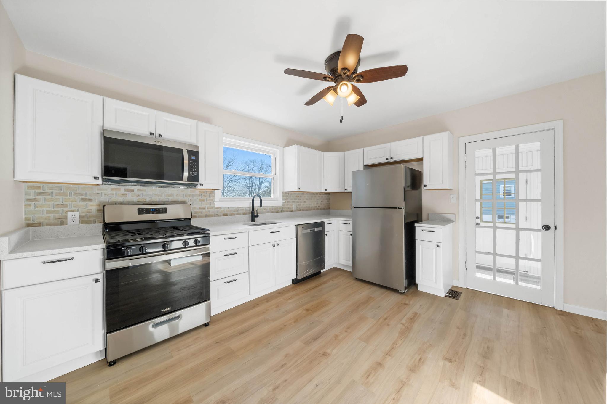 HOLLY OAK - Residential