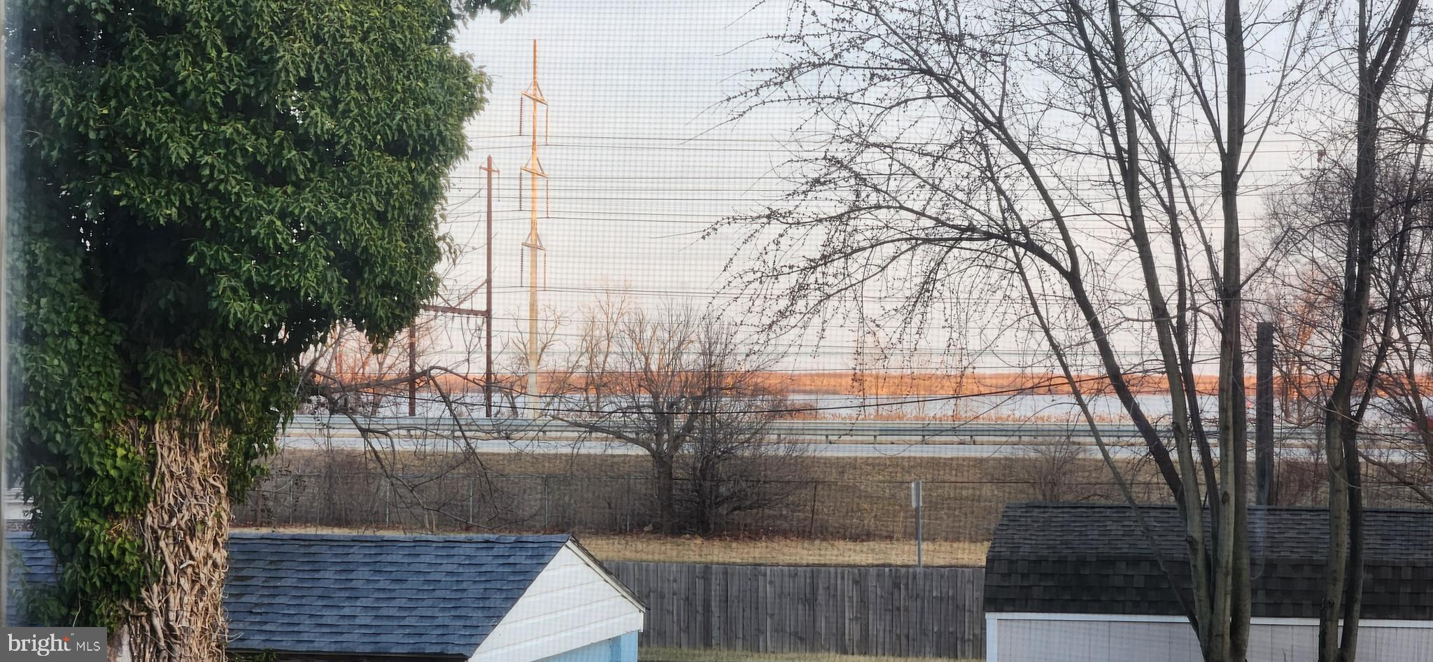 HOLLY OAK - Residential