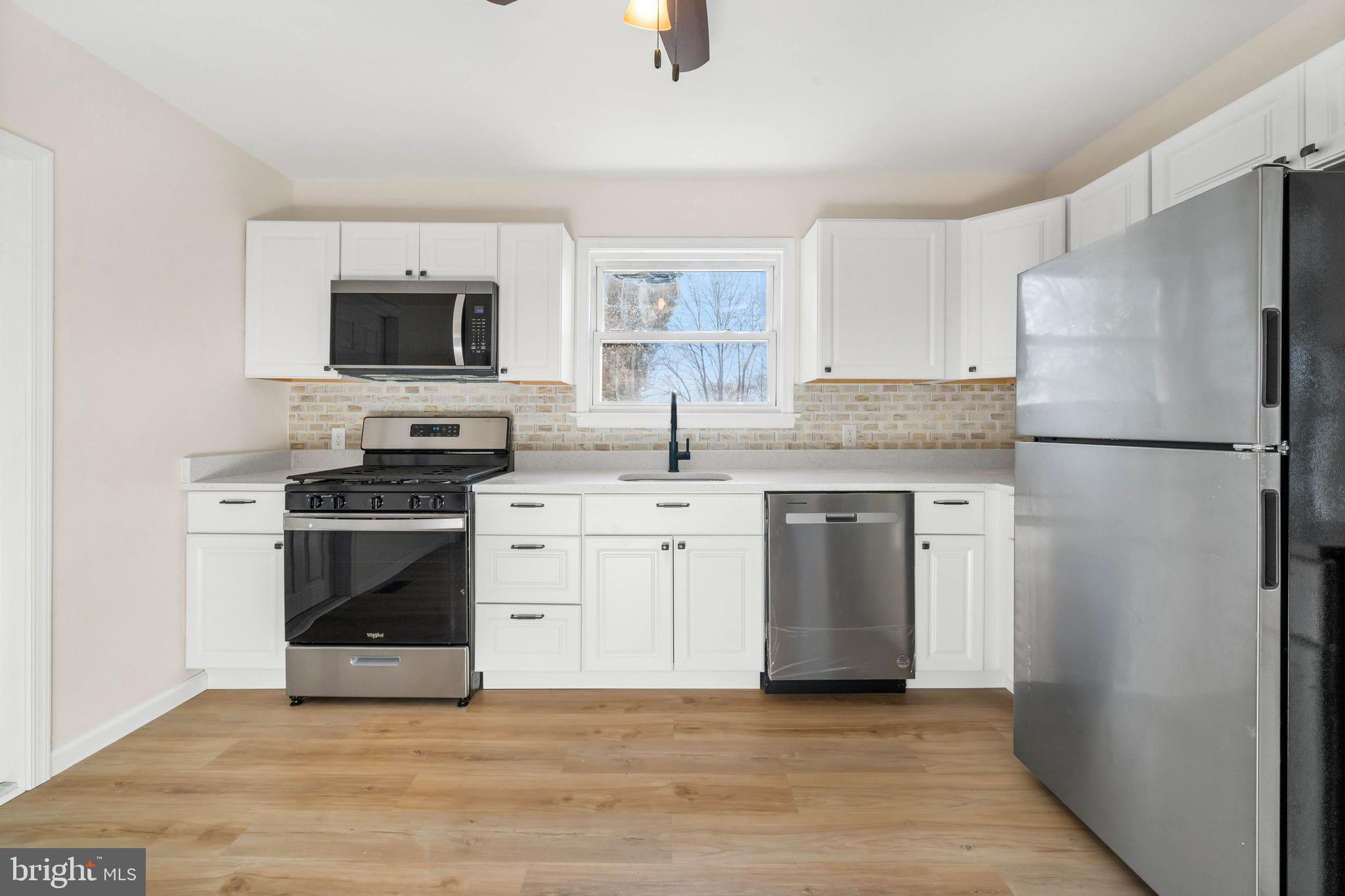 HOLLY OAK - Residential