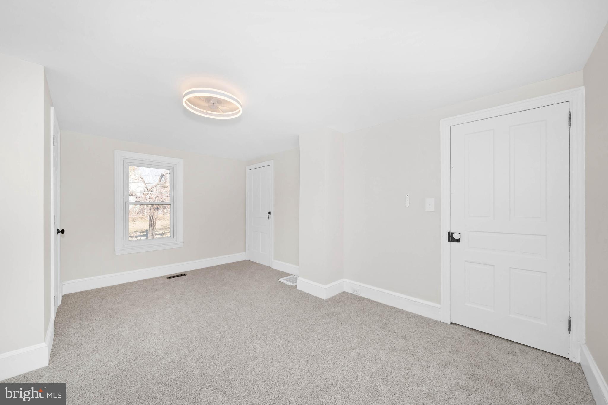 HOLLY OAK - Residential