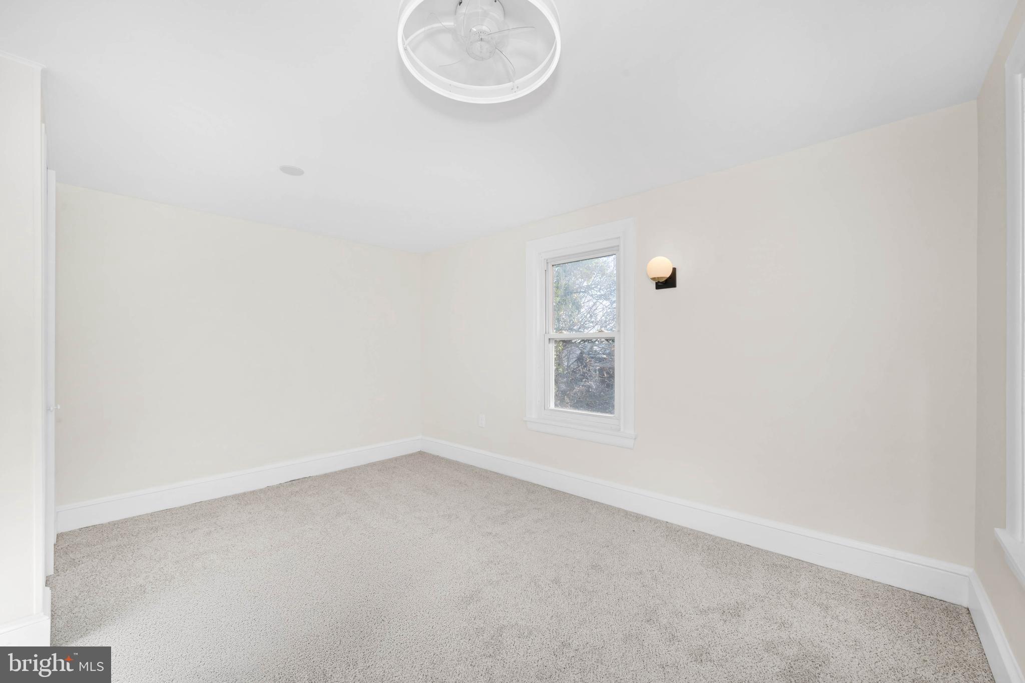 HOLLY OAK - Residential