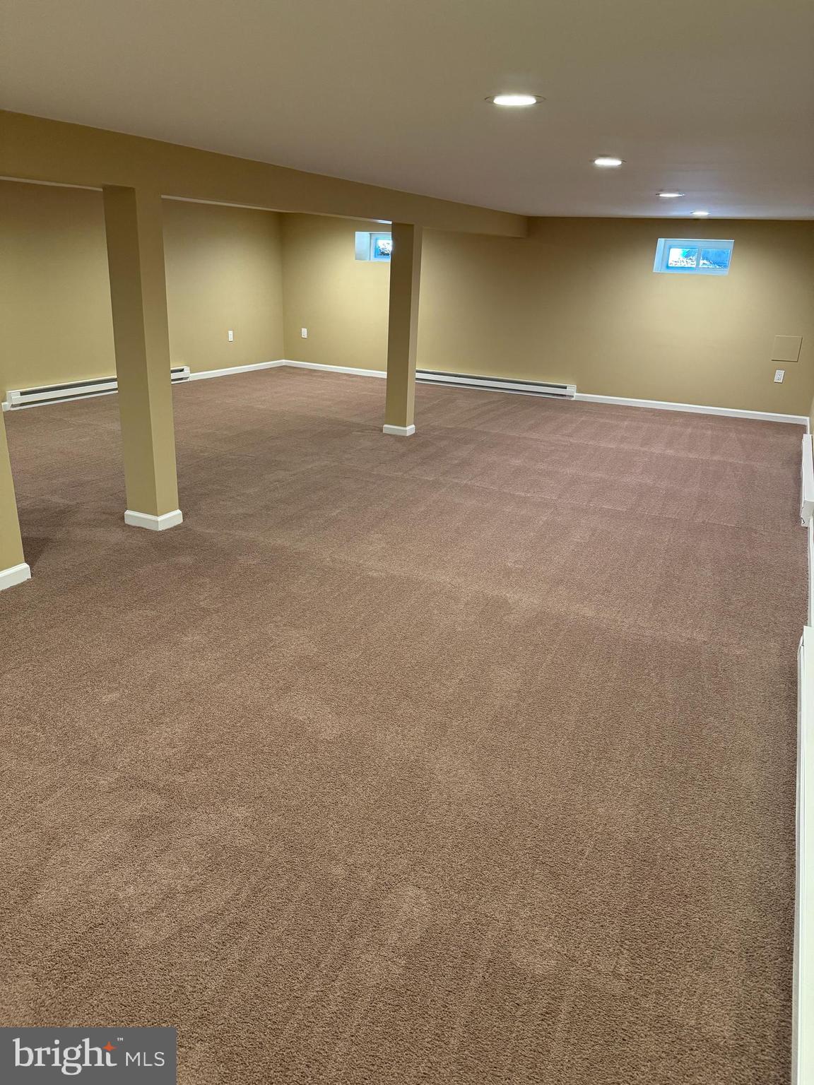 HULMEVILLE TERR - Residential