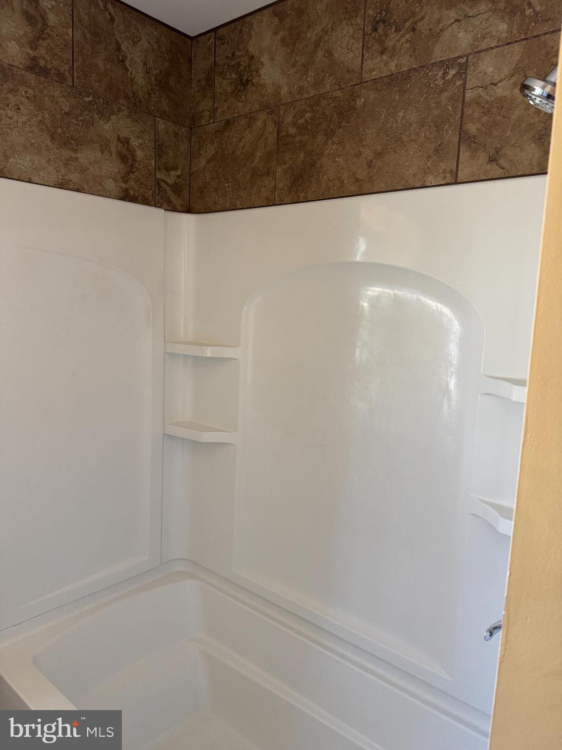 HULMEVILLE TERR - Residential