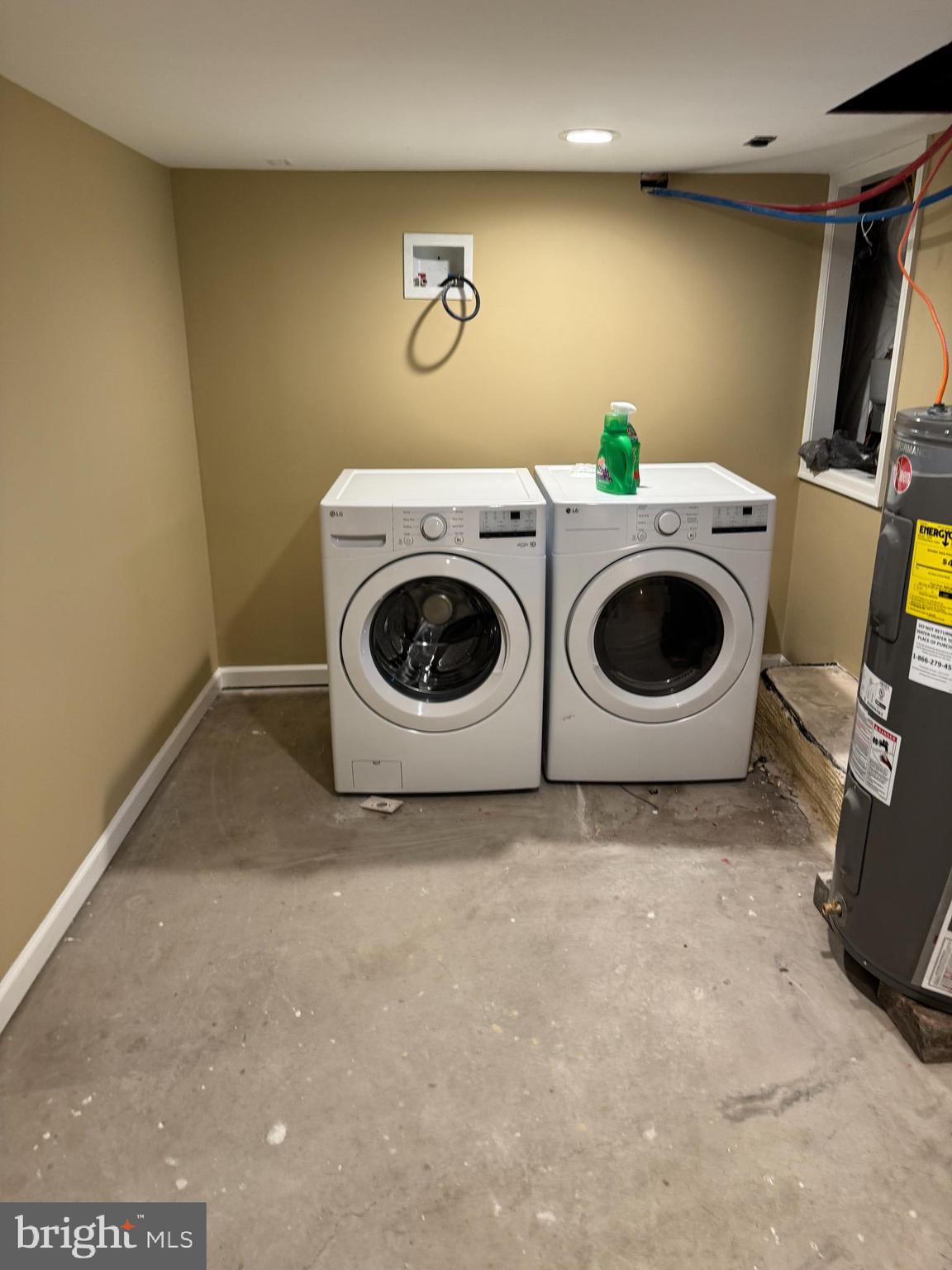 HULMEVILLE TERR - Residential