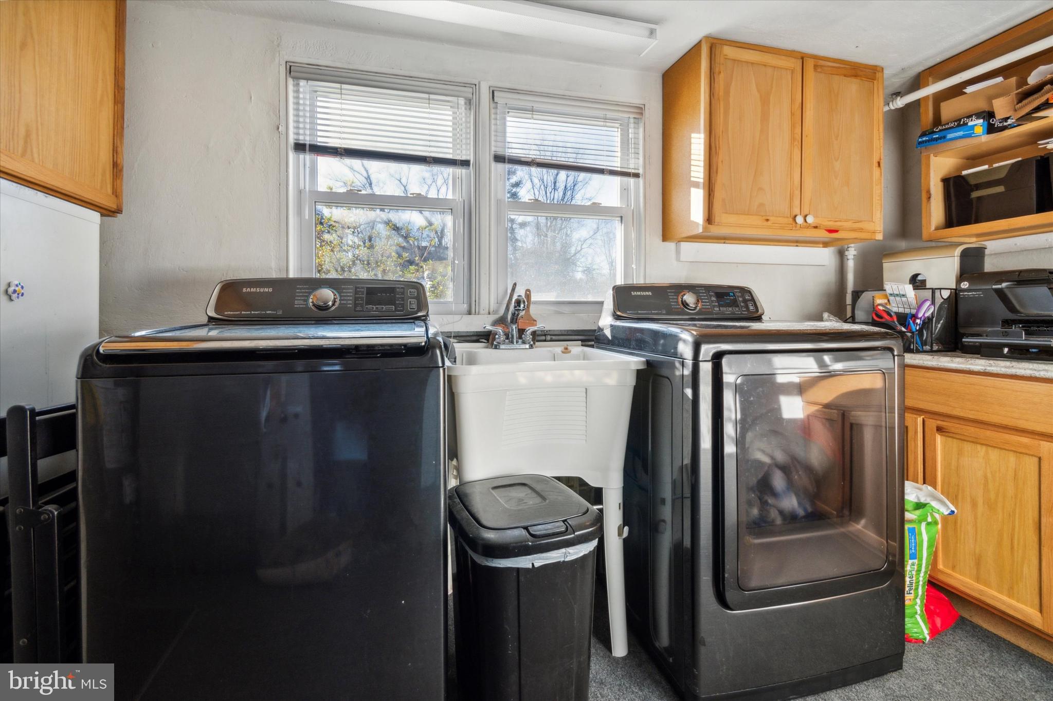 PENNELL MANOR - Residential Lease