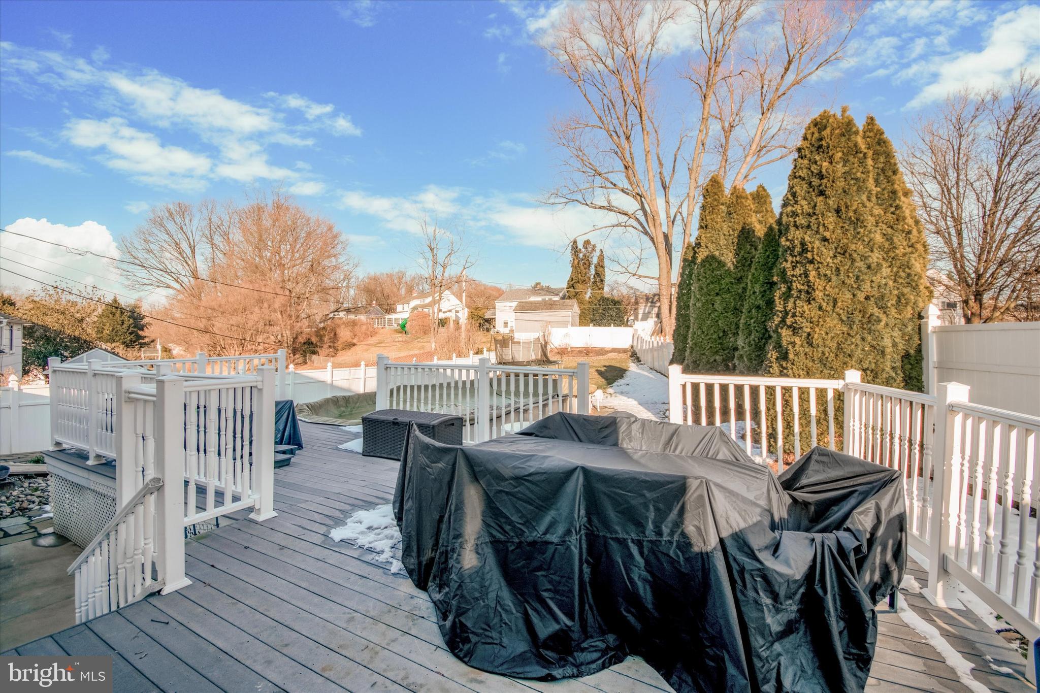 PENNELL MANOR - Residential Lease