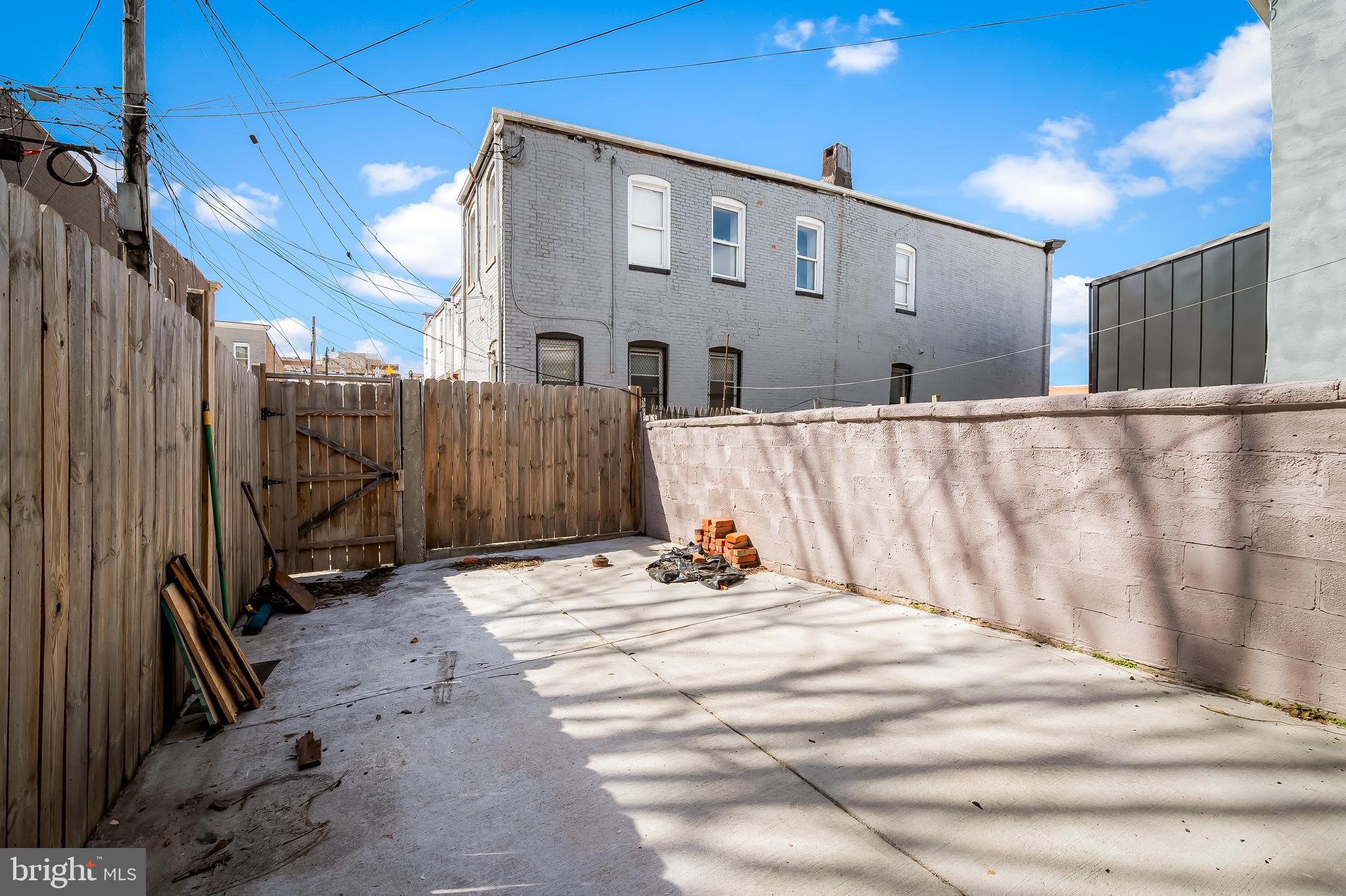 EAST MONUMENT HISTORIC DISTRICT - Residential