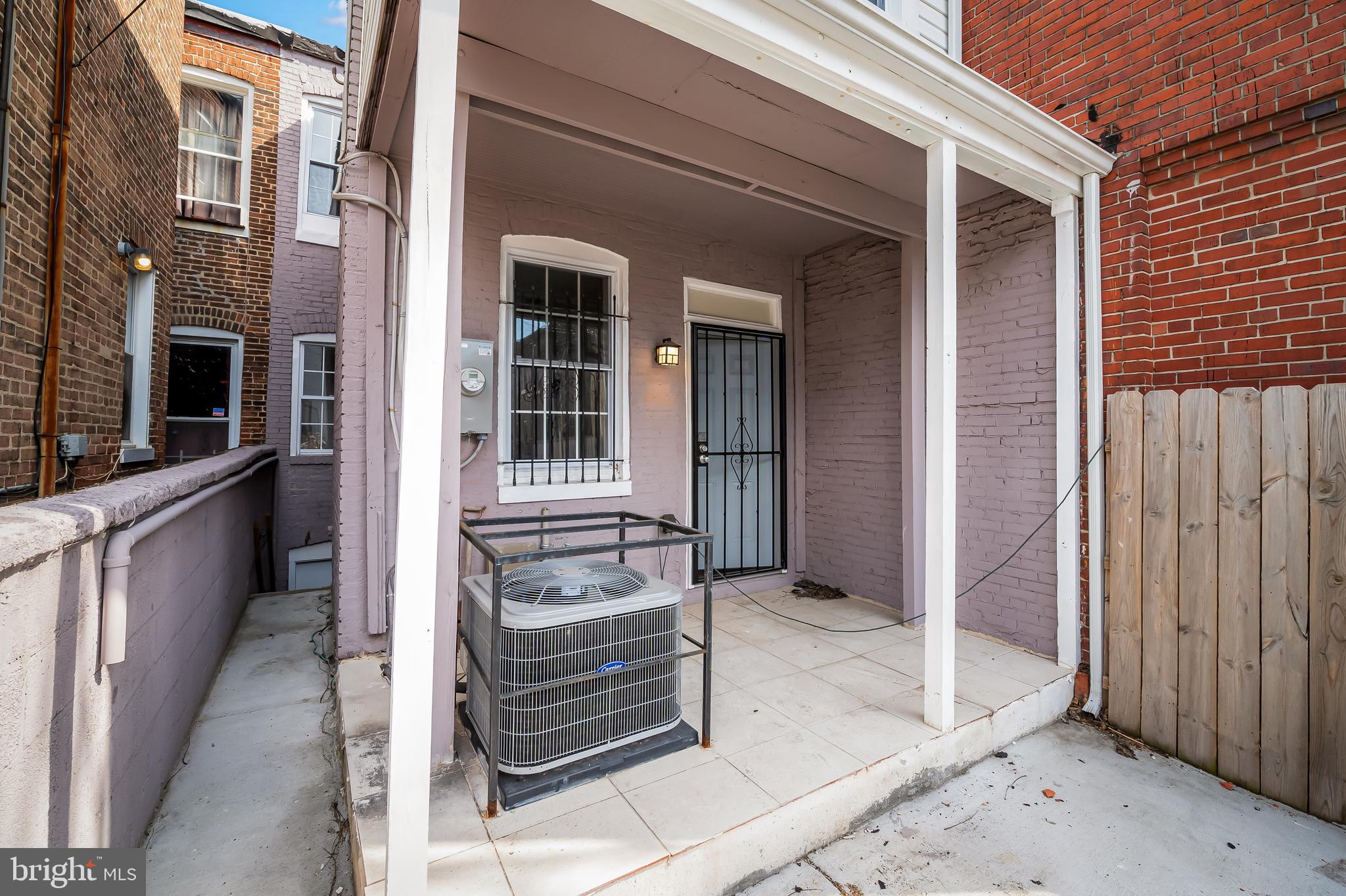 EAST MONUMENT HISTORIC DISTRICT - Residential