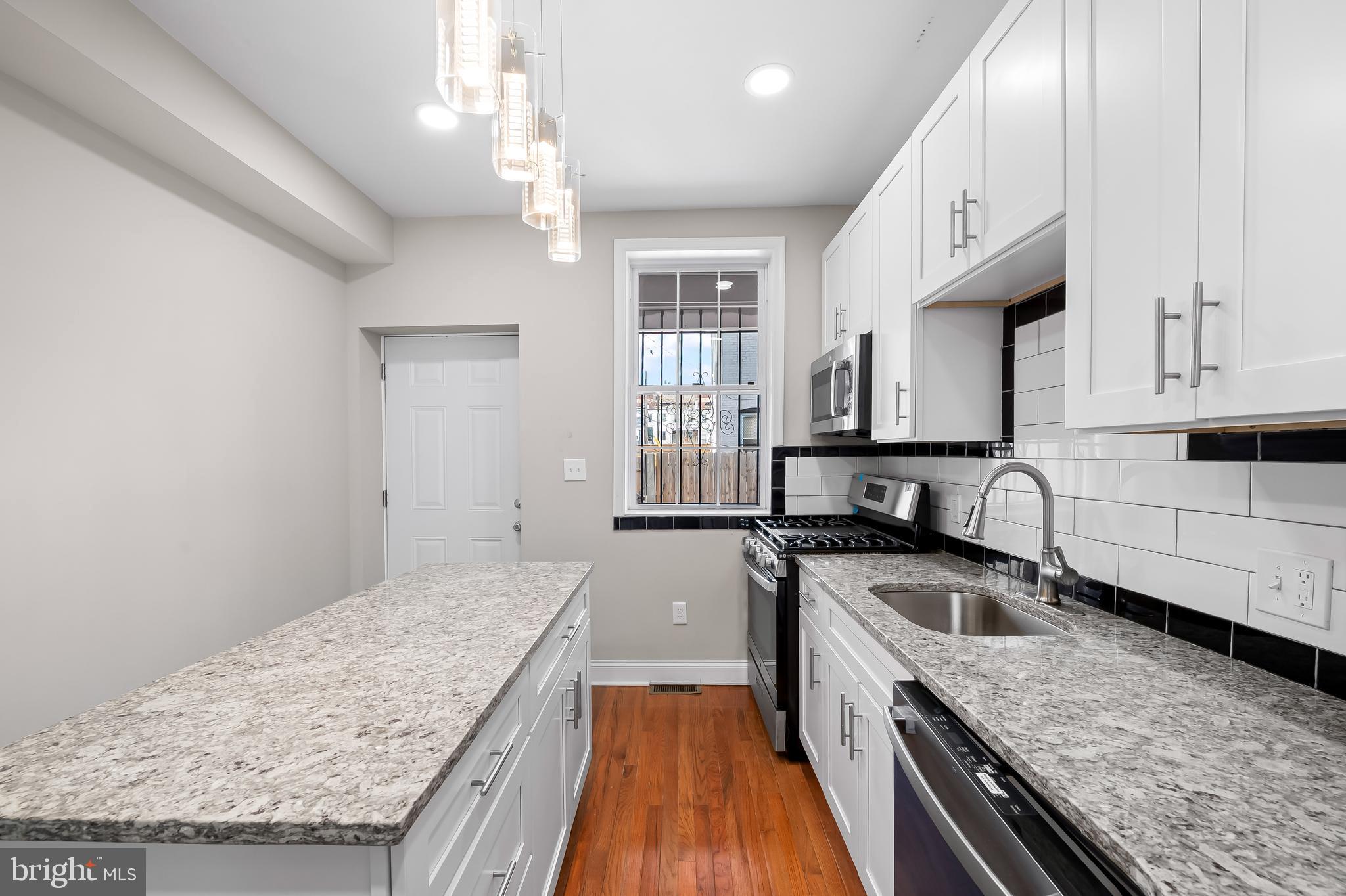 EAST MONUMENT HISTORIC DISTRICT - Residential