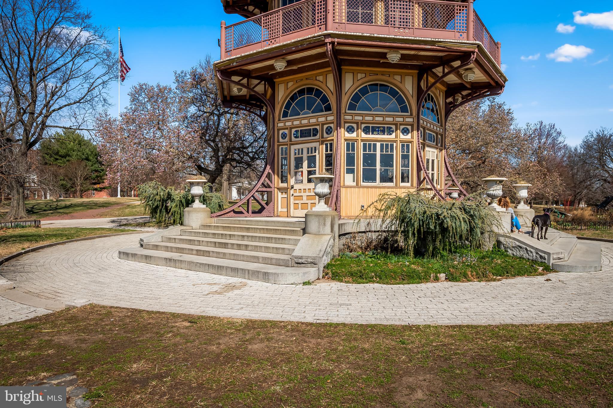EAST MONUMENT HISTORIC DISTRICT - Residential