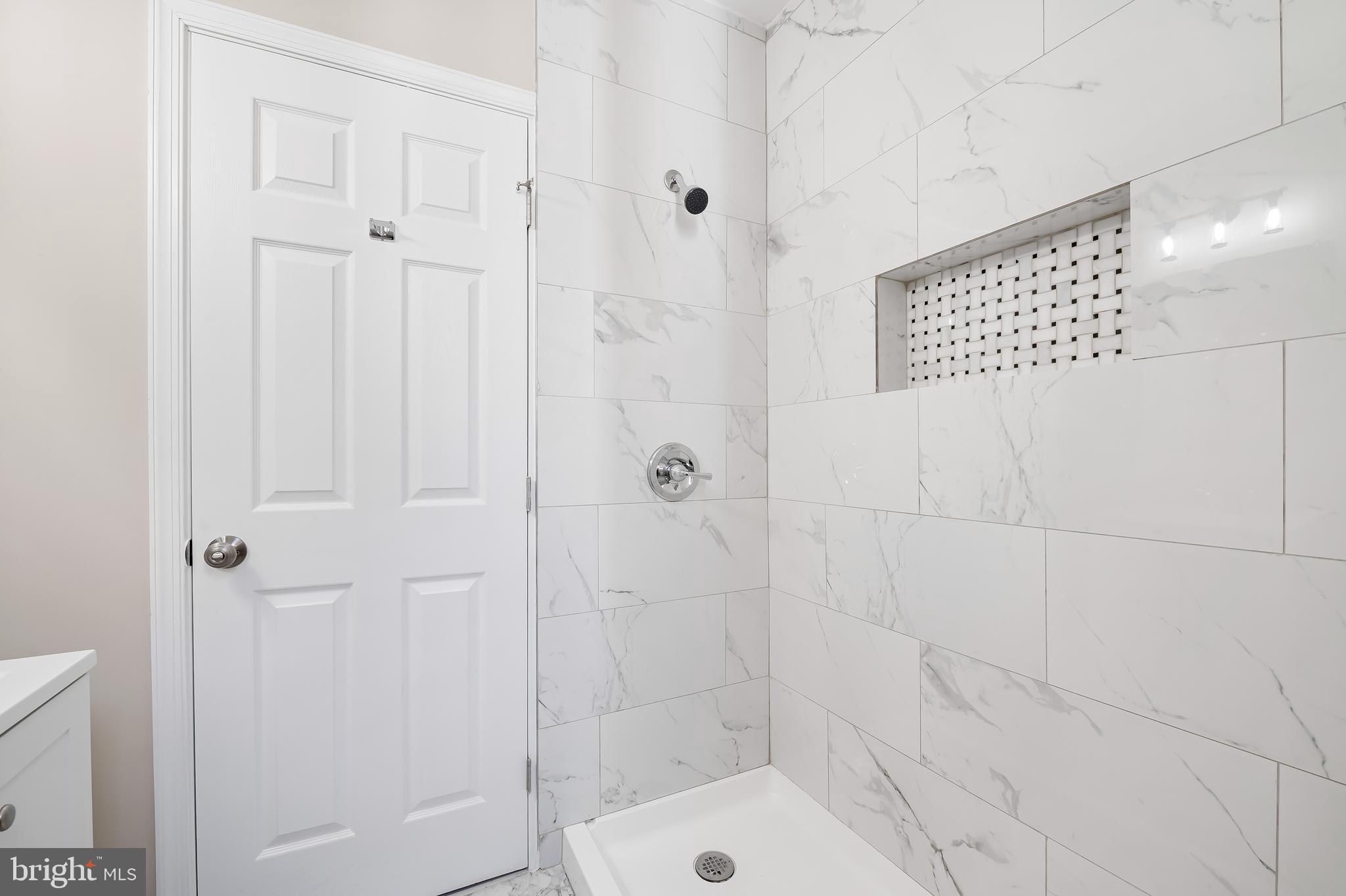 EAST MONUMENT HISTORIC DISTRICT - Residential