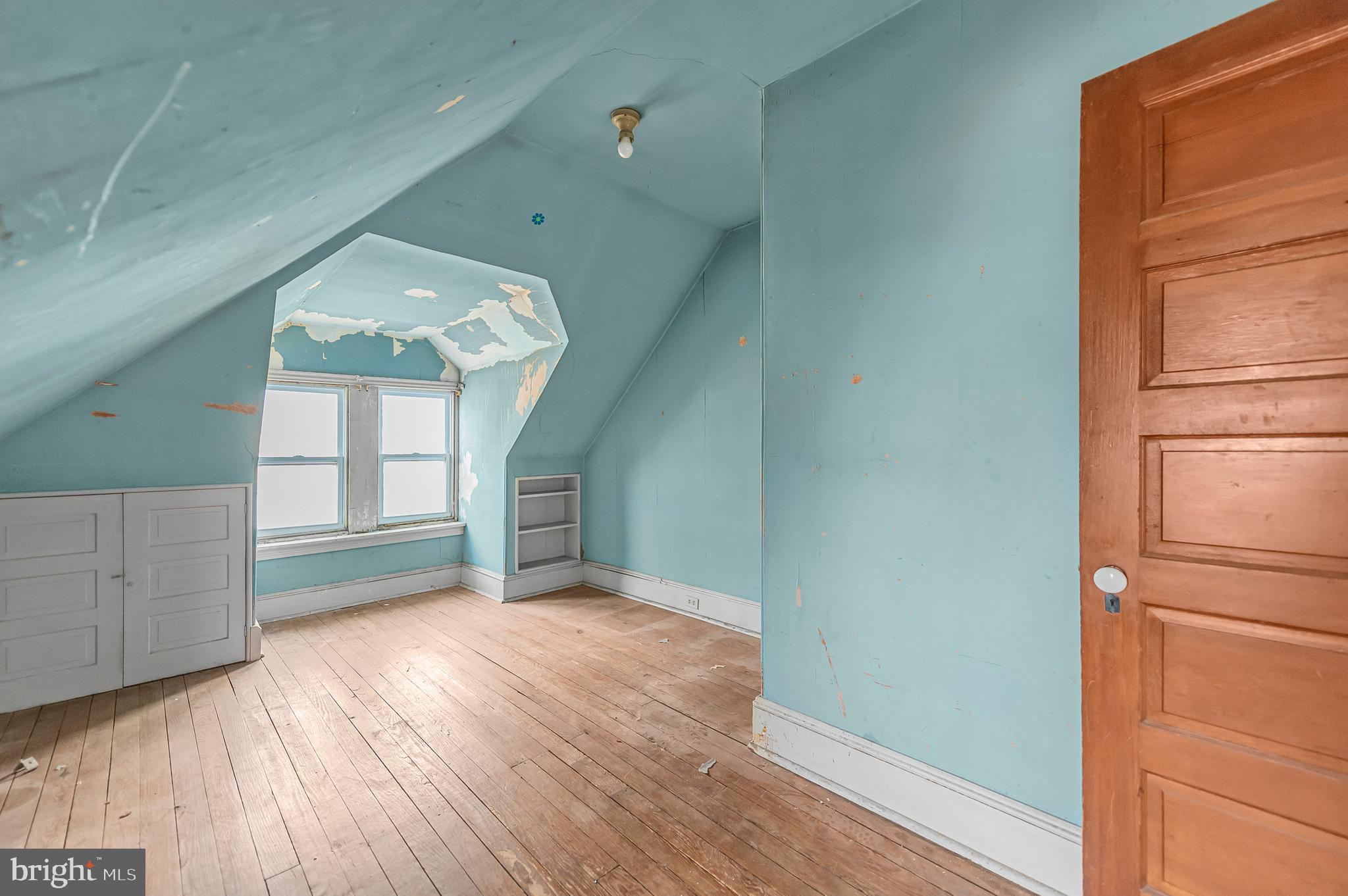 NORRISTOWN - Residential