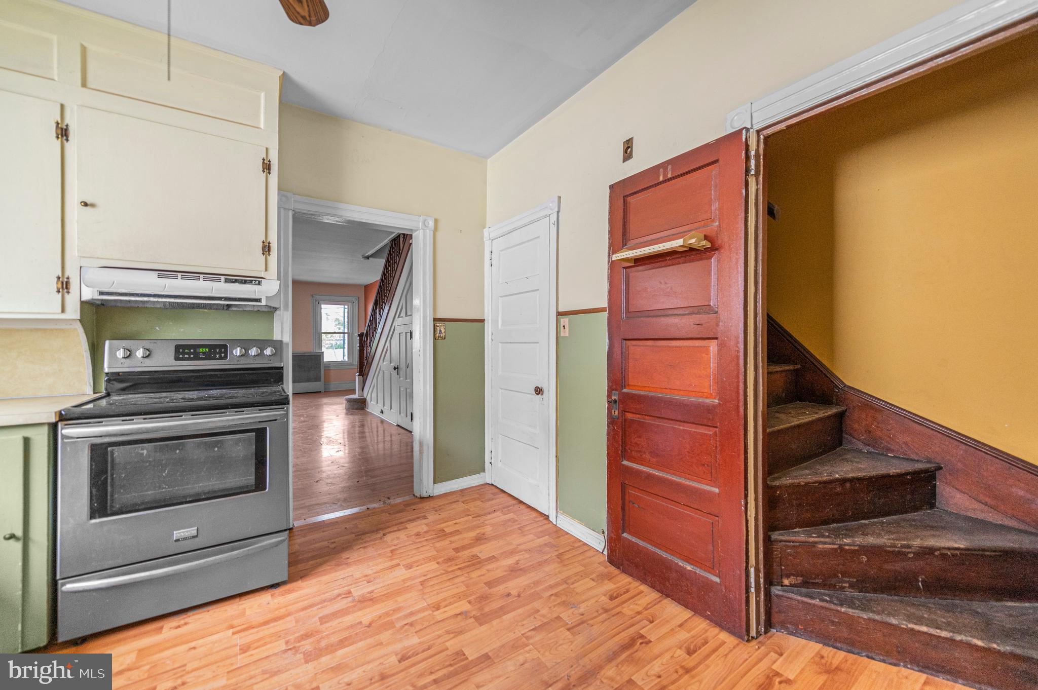 NORRISTOWN - Residential