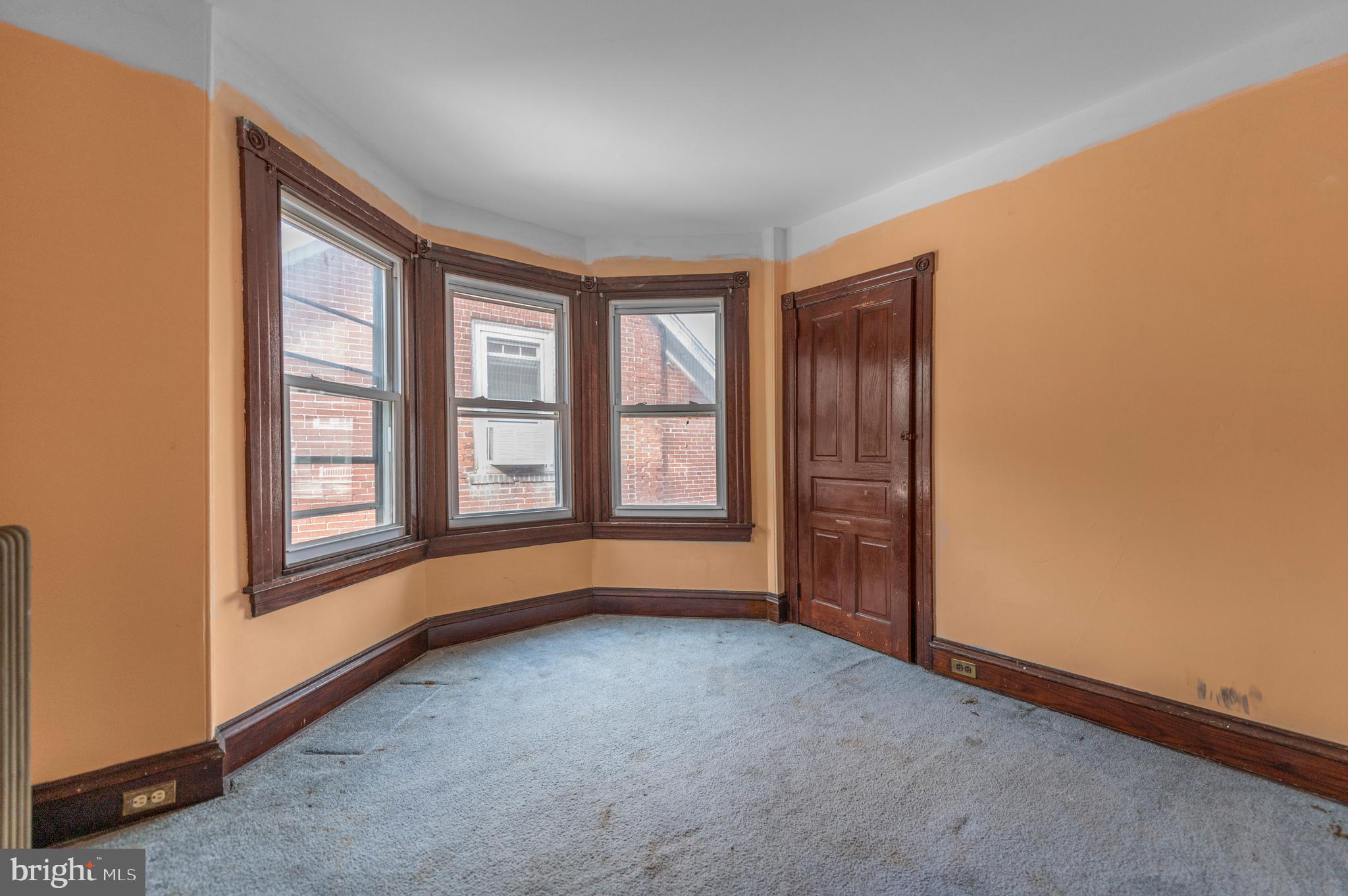 NORRISTOWN - Residential