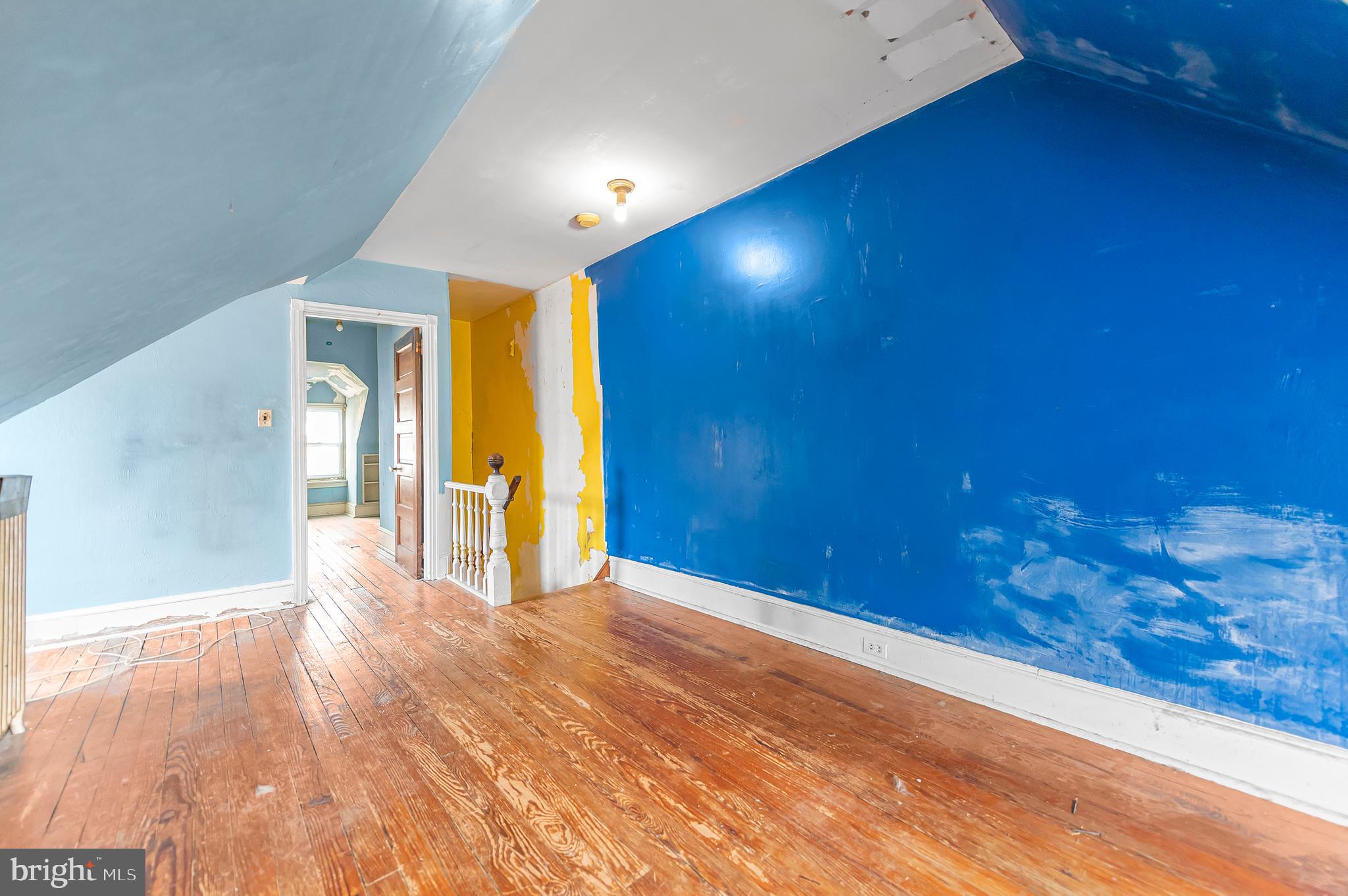 NORRISTOWN - Residential