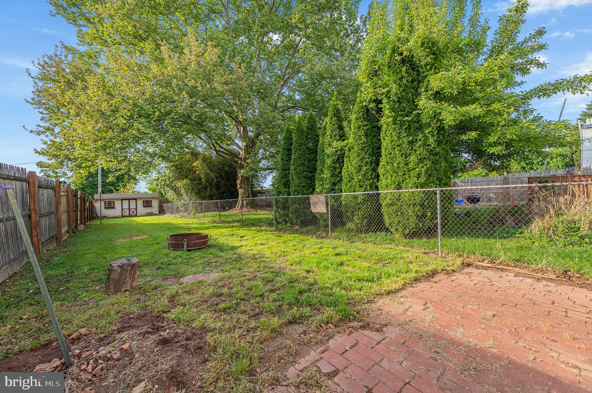 NORRISTOWN - Residential
