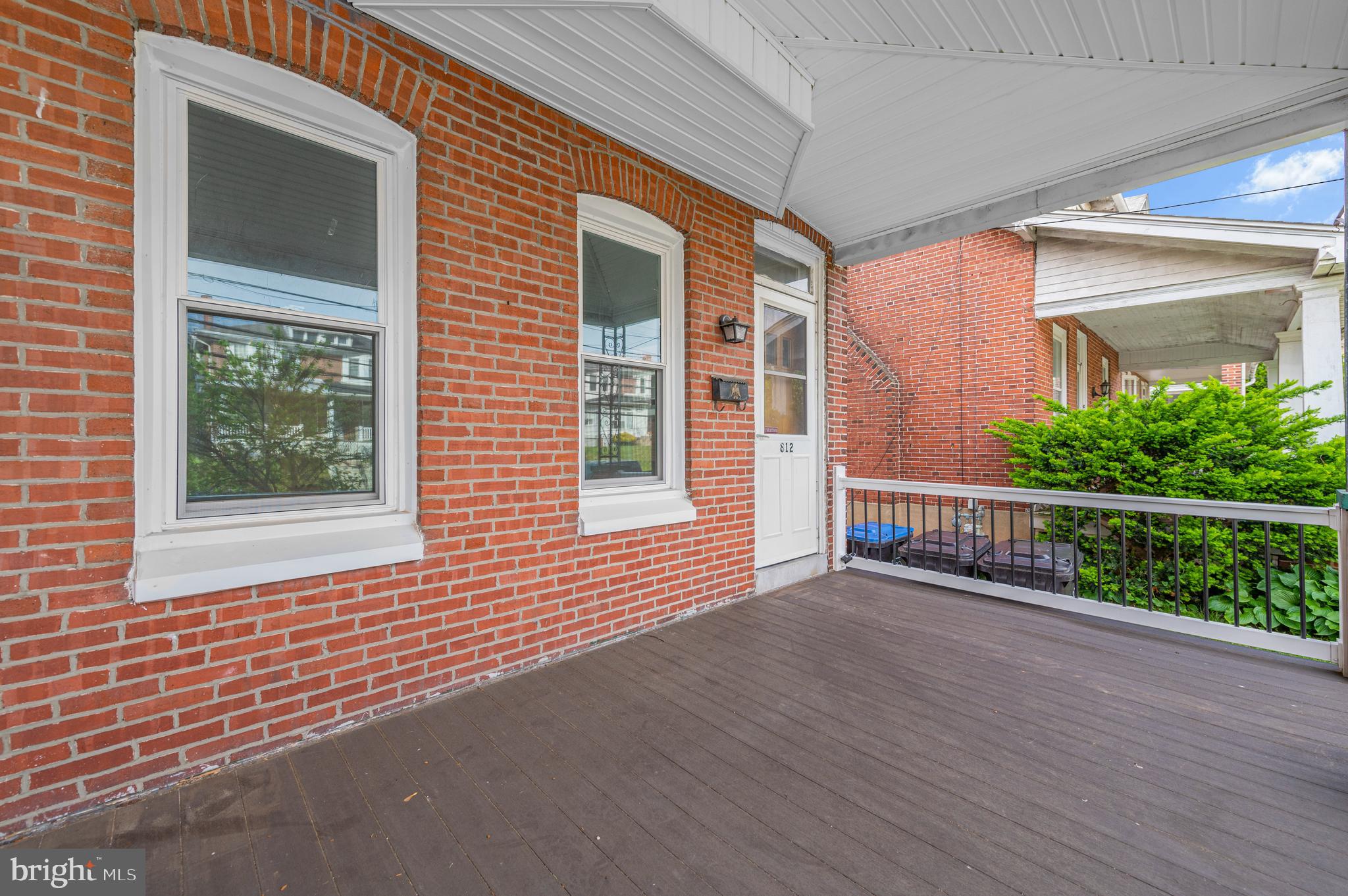 NORRISTOWN - Residential