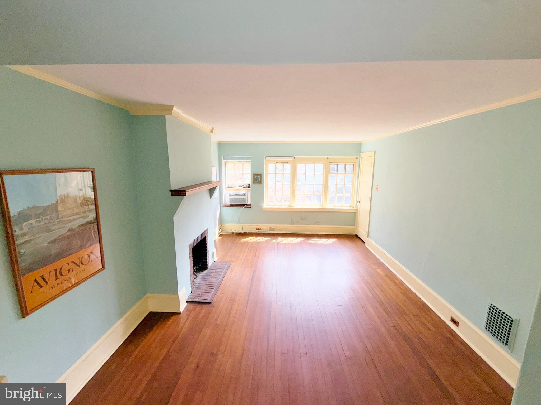 EAST FALLS - Residential