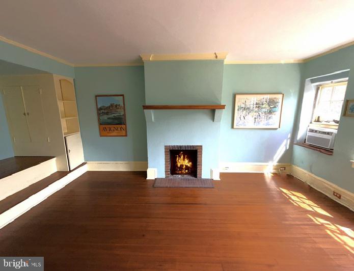 EAST FALLS - Residential