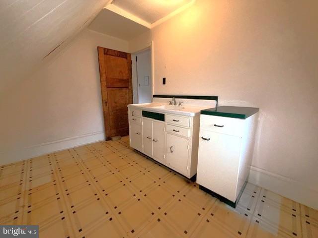 EAST FALLS - Residential